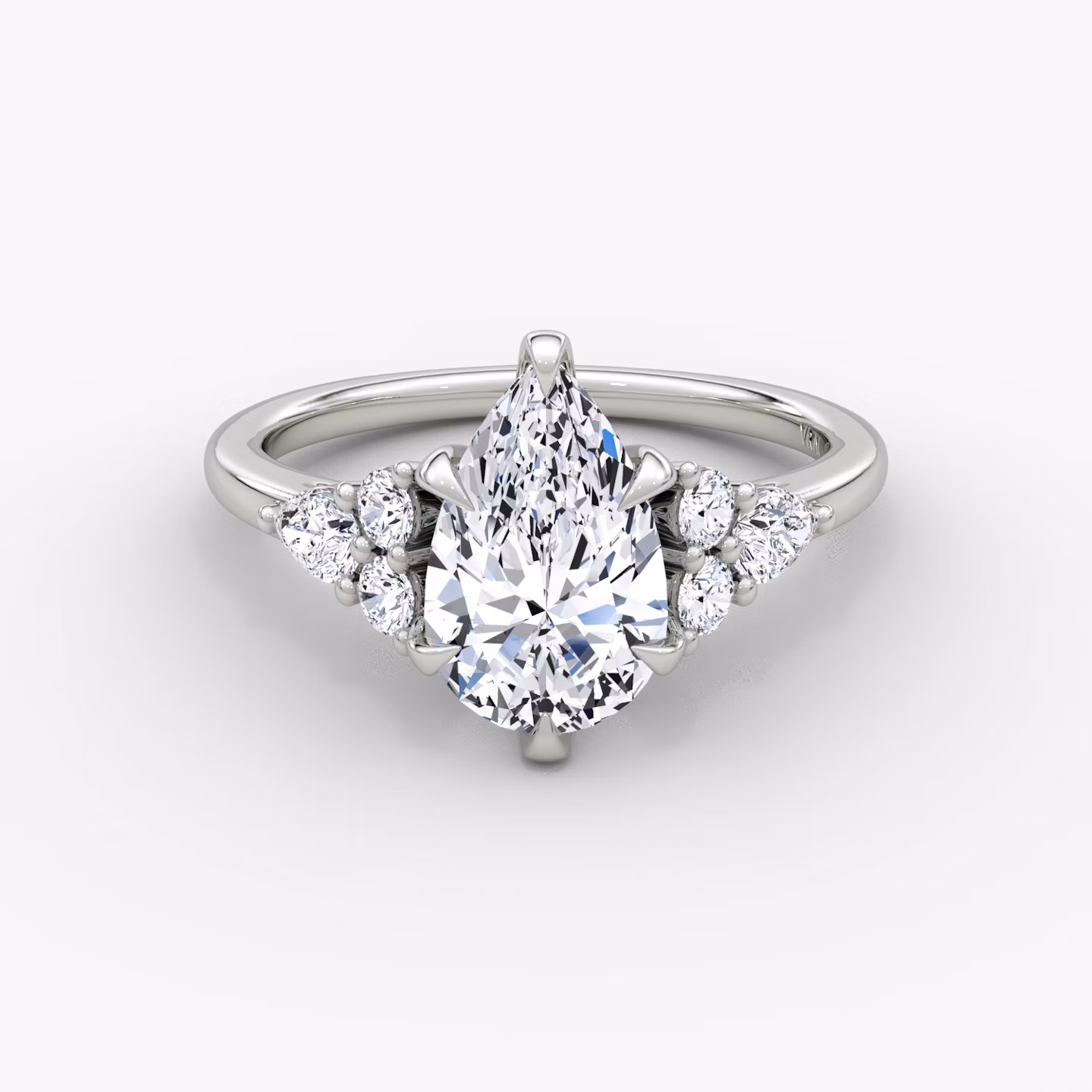 The Pear Cluster Heirloom Pear | White Gold