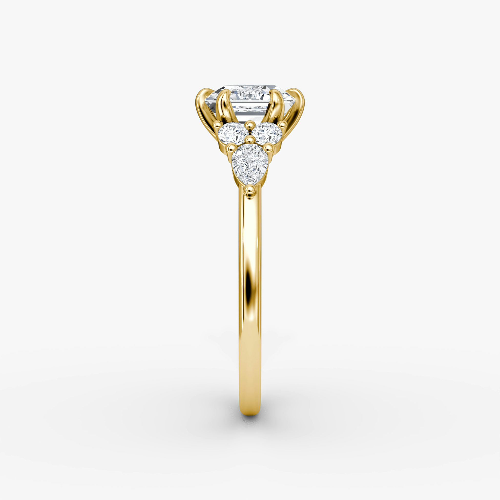 The Pear Cluster Heirloom | Asscher | 18k | Yellow Gold | bandAccent: Plain | diamondOrientation: vertical | caratWeight: other