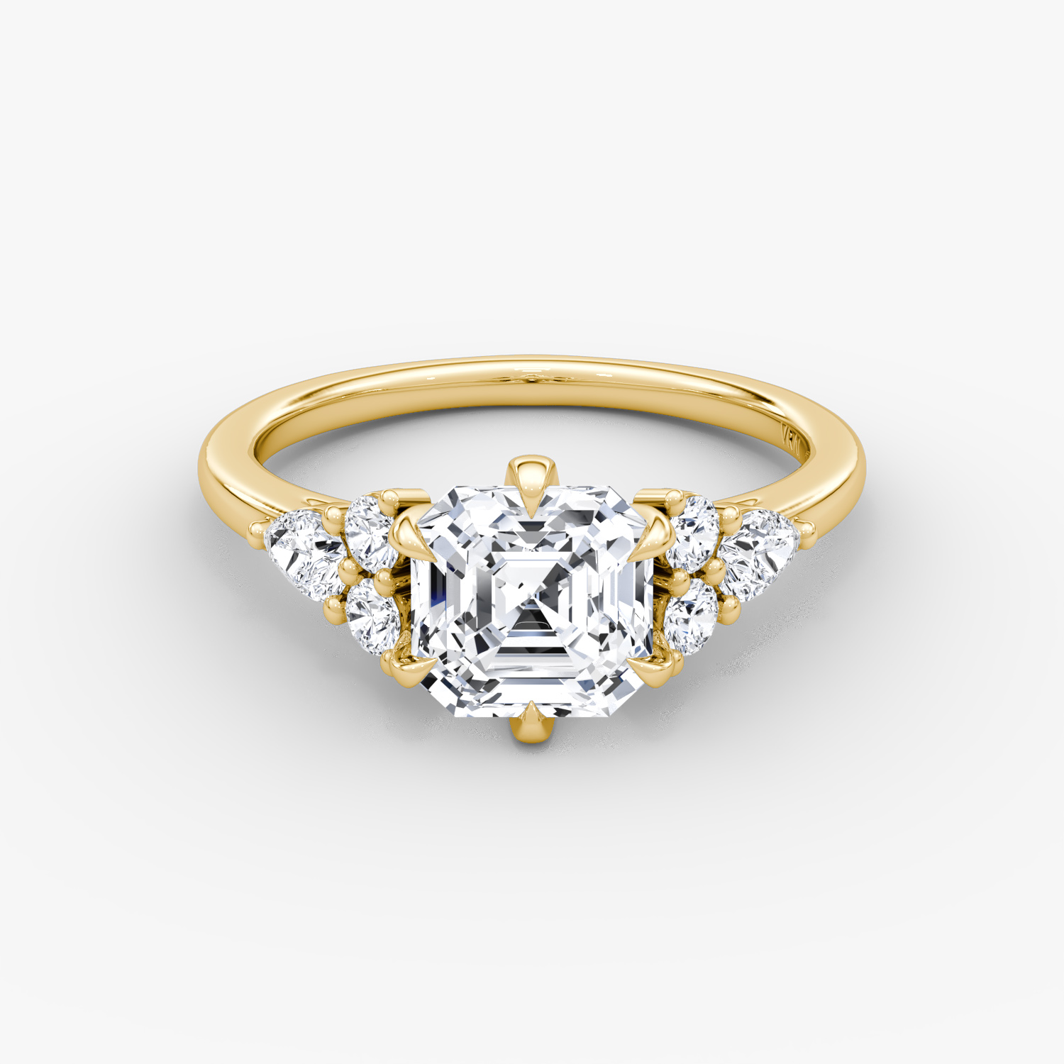 The Pear Cluster Heirloom | Asscher | 18k | Yellow Gold | bandAccent: Plain | diamondOrientation: vertical | caratWeight: other