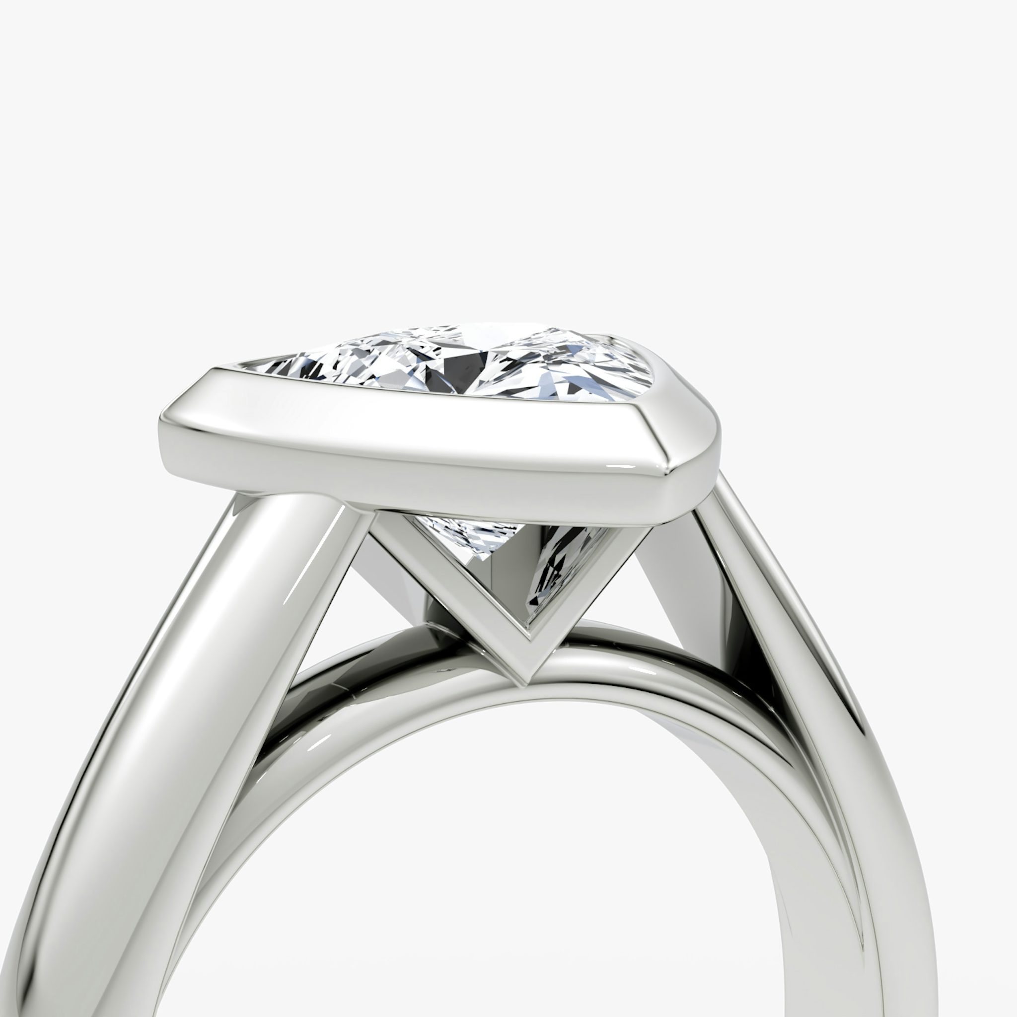 The Sculpture Bezel | Trillion | Platinum | bandAccent: Plain | diamondOrientation: vertical | caratWeight: other