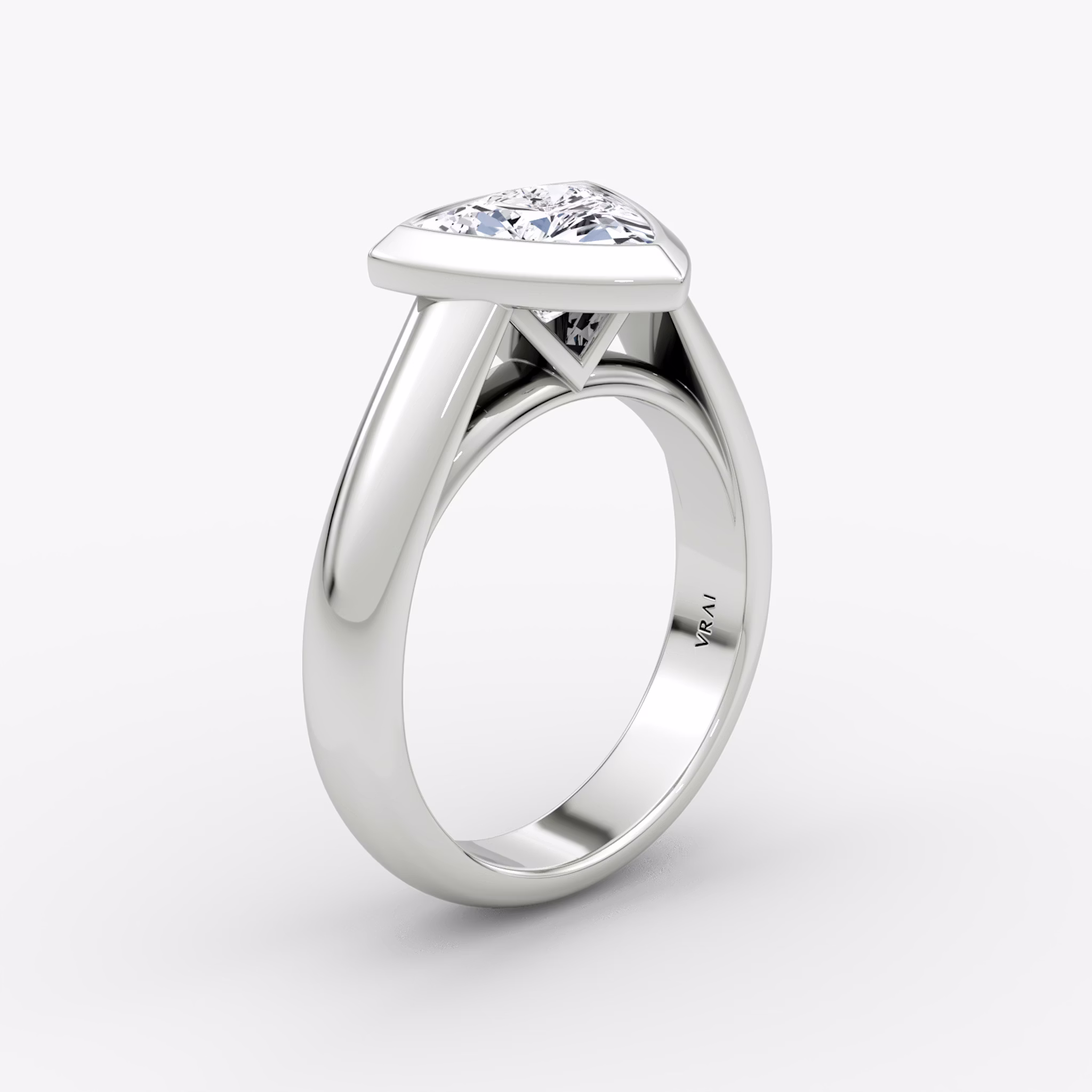 The Sculpture Bezel | Trillion | Platinum | bandAccent: Plain | diamondOrientation: vertical | caratWeight: other