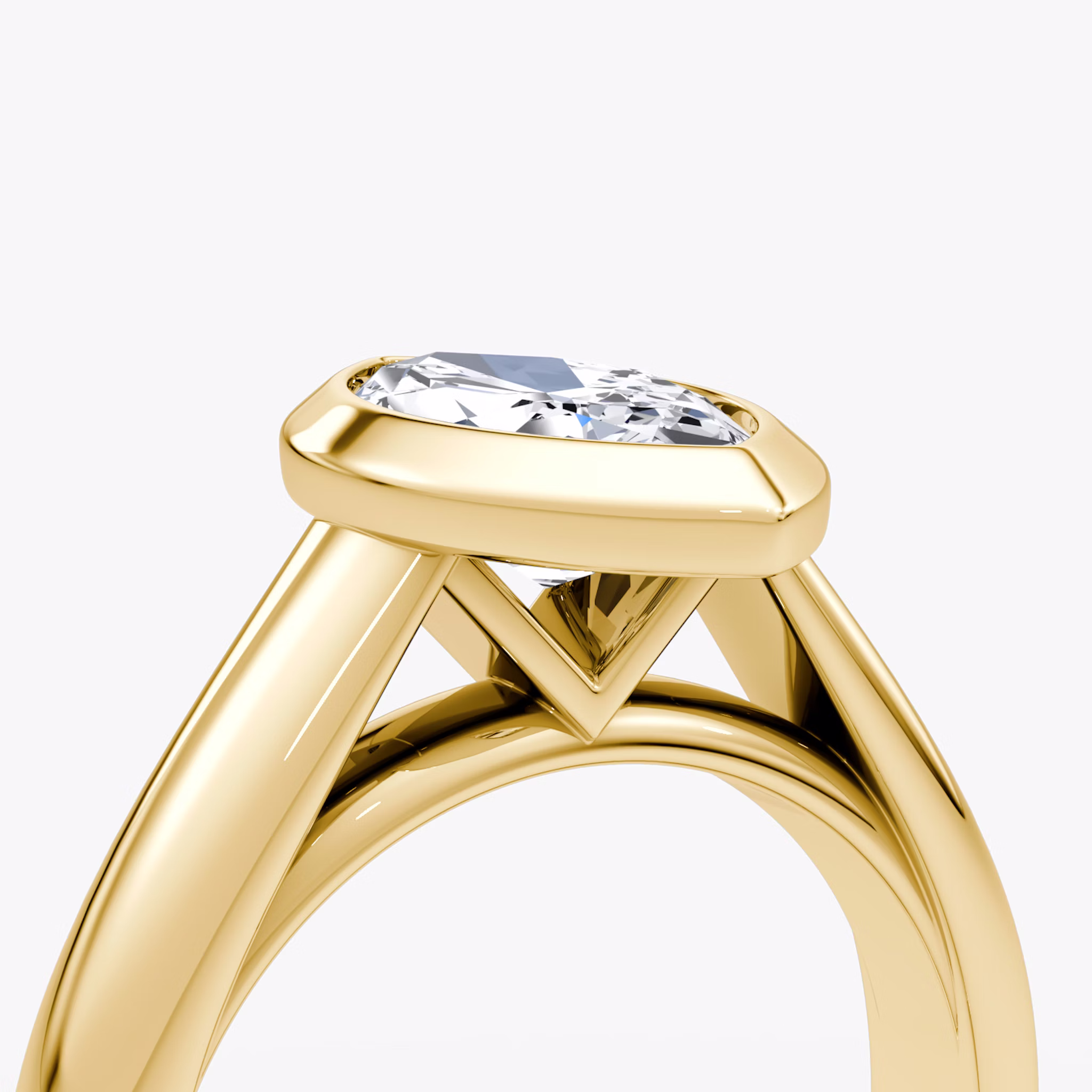 The Sculpture Bezel | Marquise | 18k | Yellow Gold | bandAccent: Plain | diamondOrientation: vertical | caratWeight: other