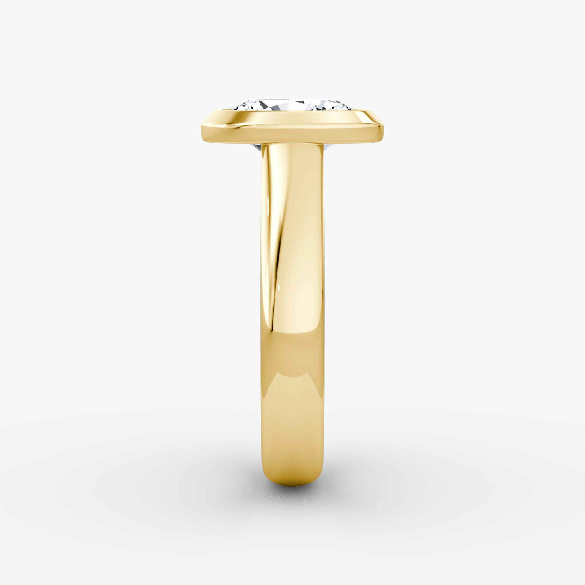 The Sculpture Bezel | Oval | 18k | Yellow Gold | bandAccent: Plain | diamondOrientation: vertical | caratWeight: other