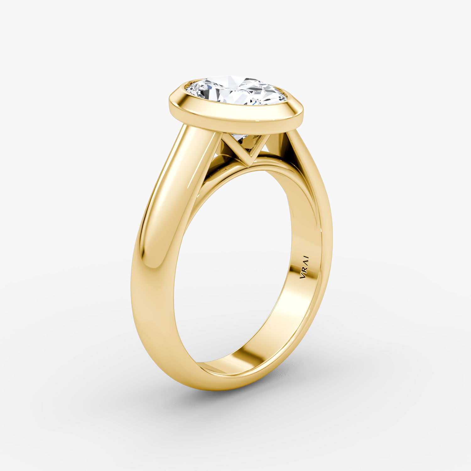 The Sculpture Bezel | Oval | 18k | Yellow Gold | bandAccent: Plain | diamondOrientation: vertical | caratWeight: other