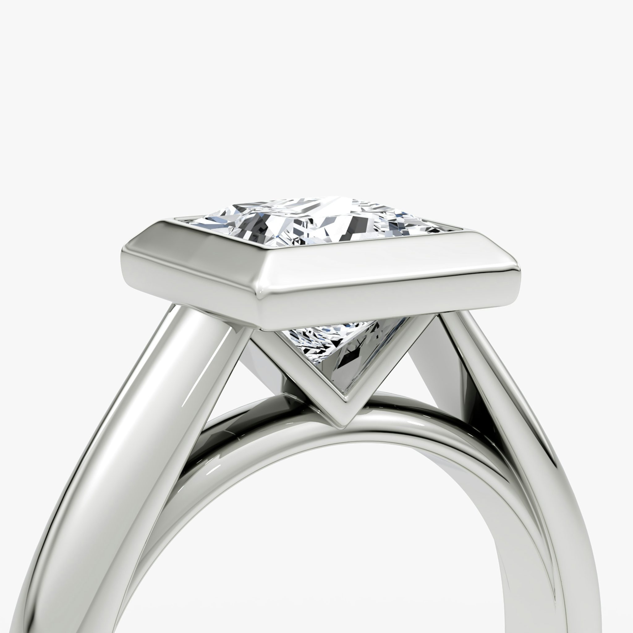 The Sculpture Bezel | Princess | Platinum | bandAccent: Plain | diamondOrientation: vertical | caratWeight: other