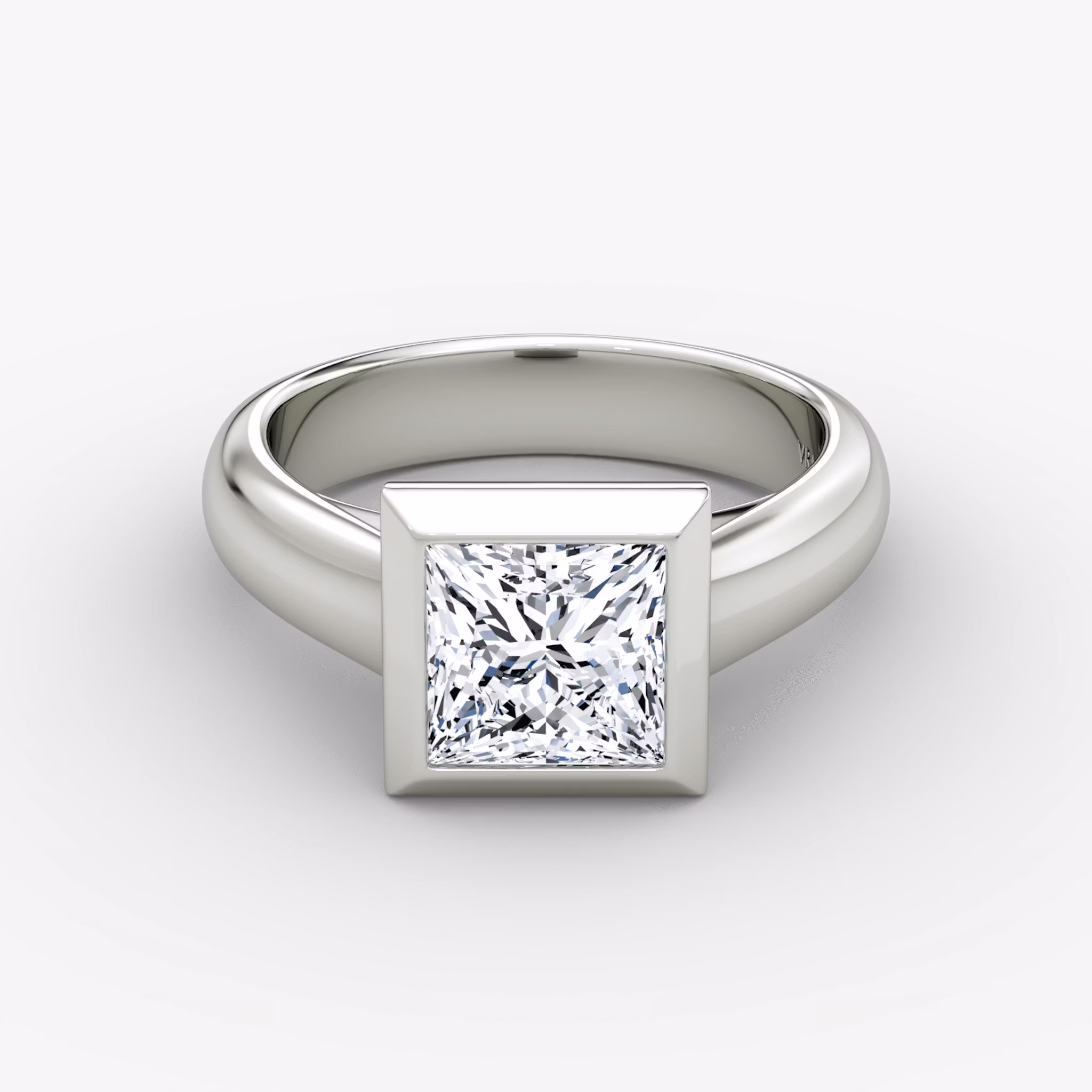 The Sculpture Bezel Princess | Platinum