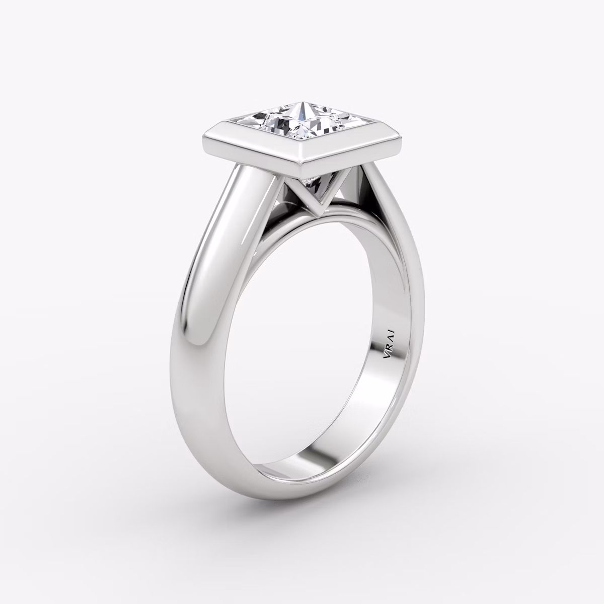 The Sculpture Bezel | Princess | 18k | White Gold | bandAccent: Plain | diamondOrientation: vertical | caratWeight: other
