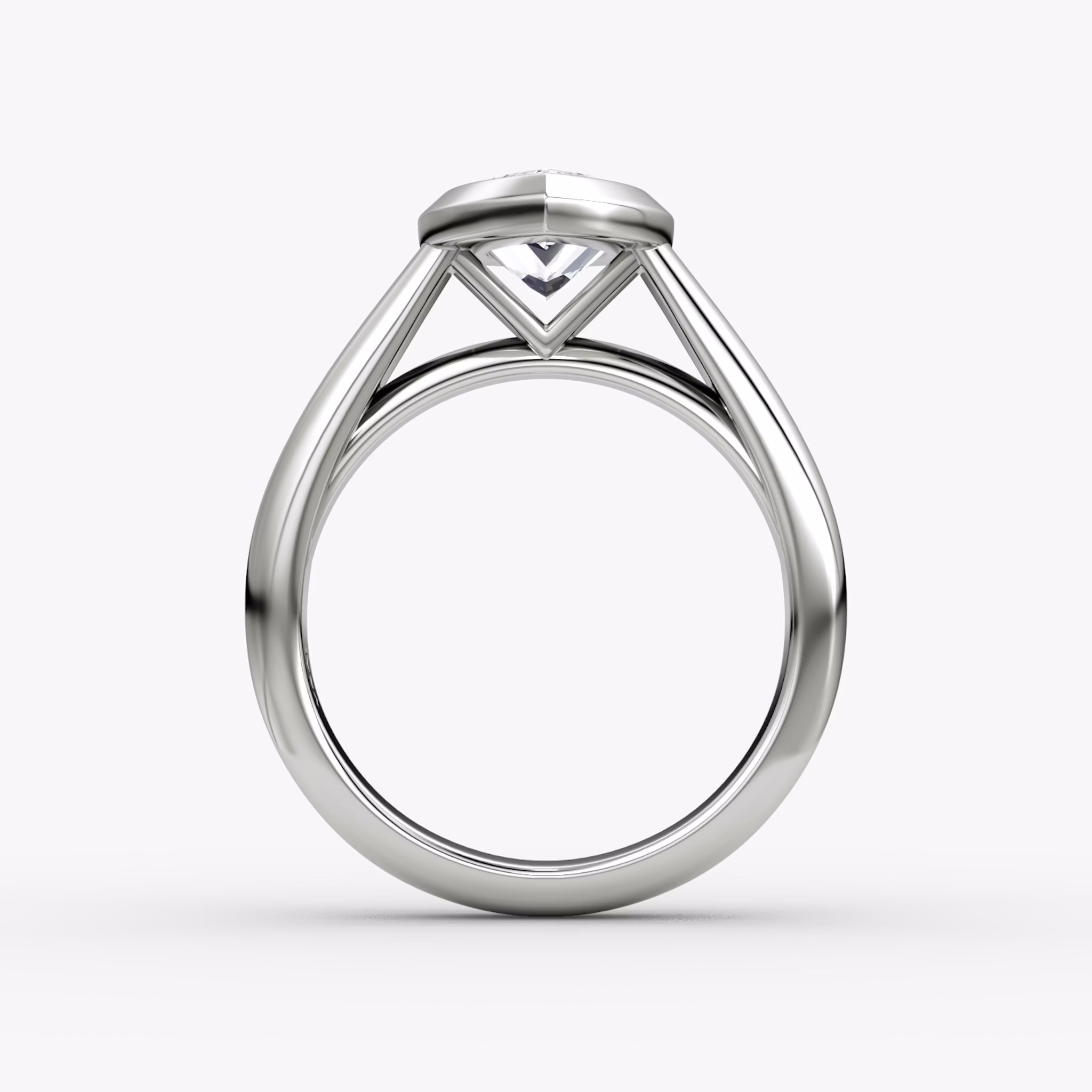 The Sculpture Bezel | Pear | 18k | White Gold | bandAccent: Plain | diamondOrientation: vertical | caratWeight: other