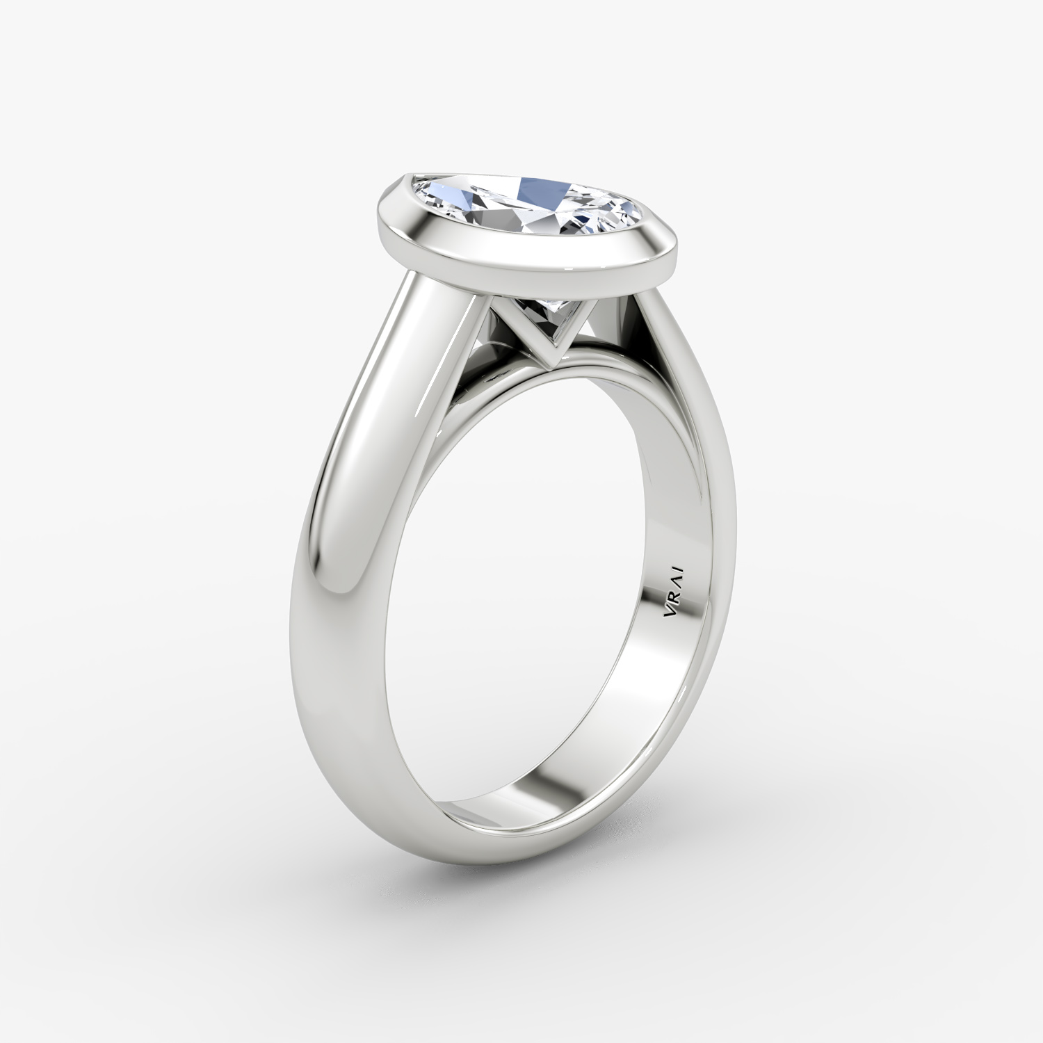 The Sculpture Bezel | Pear | 18k | White Gold | bandAccent: Plain | diamondOrientation: vertical | caratWeight: other