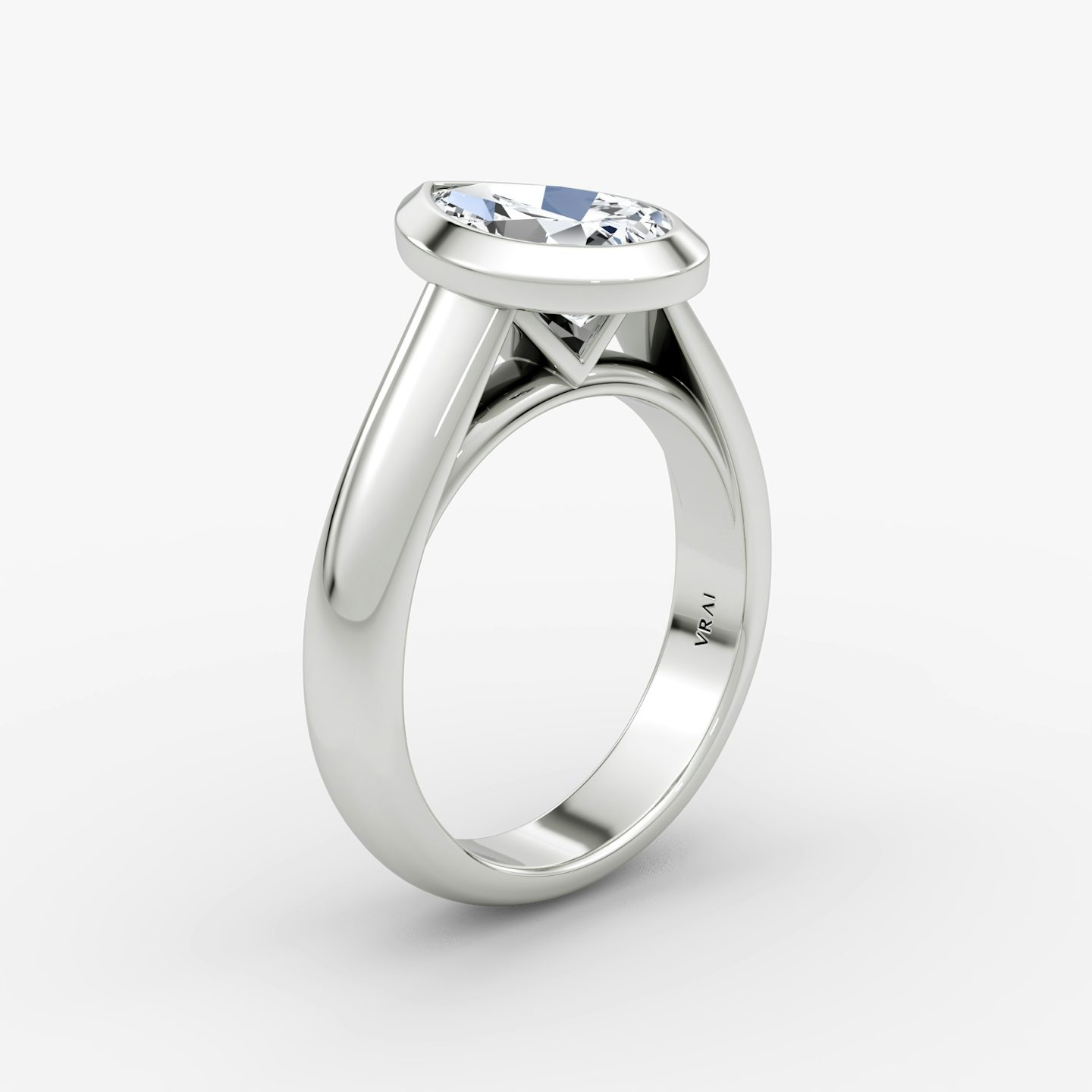 The Sculpture Bezel | Pear | 18k | White Gold | bandAccent: Plain | diamondOrientation: vertical | caratWeight: other