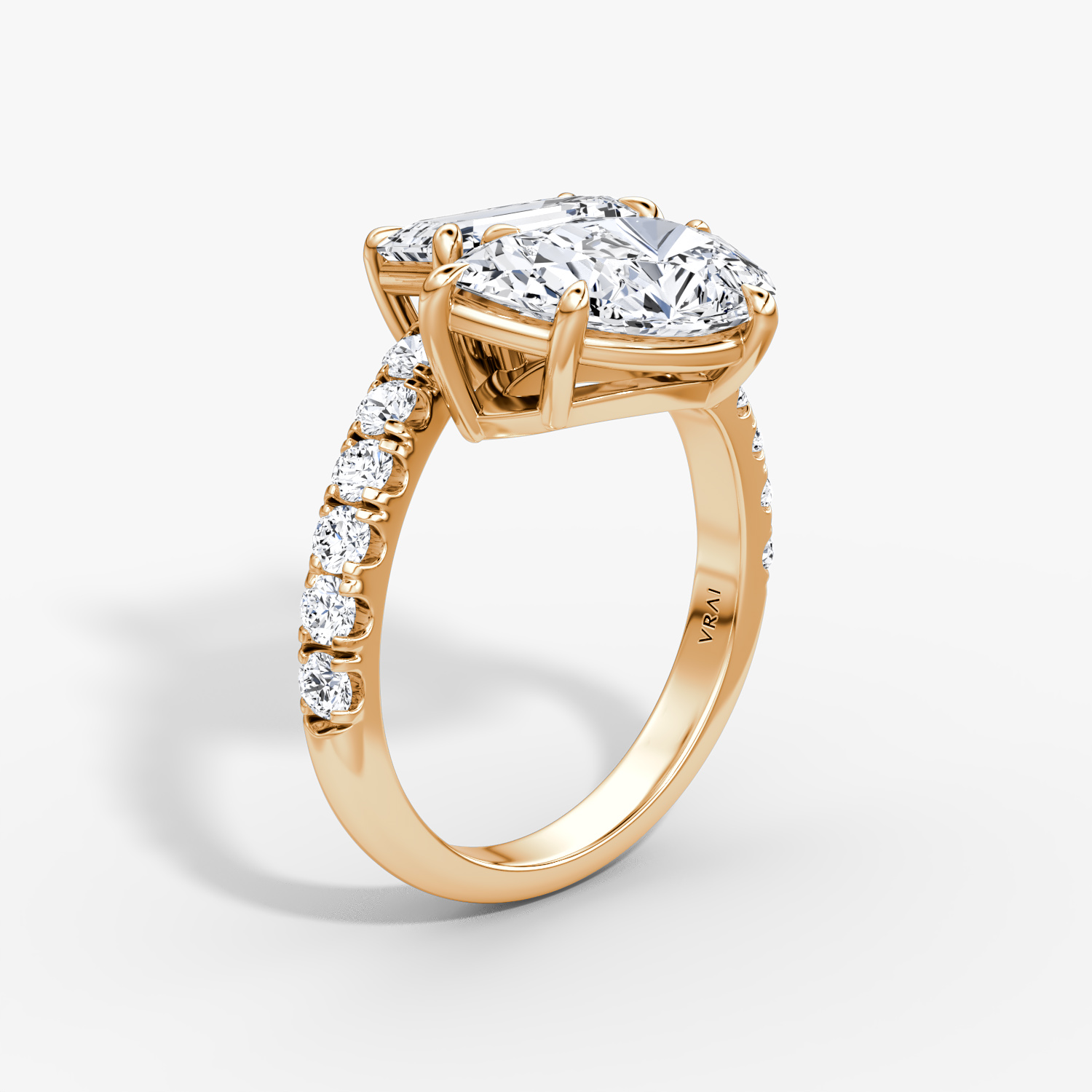 The Toi et Moi Bypass | Émeraude et Poire | 14k | Or rose | bandAccent: Pavé | diamondOrientation: vertical | caratWeight: other