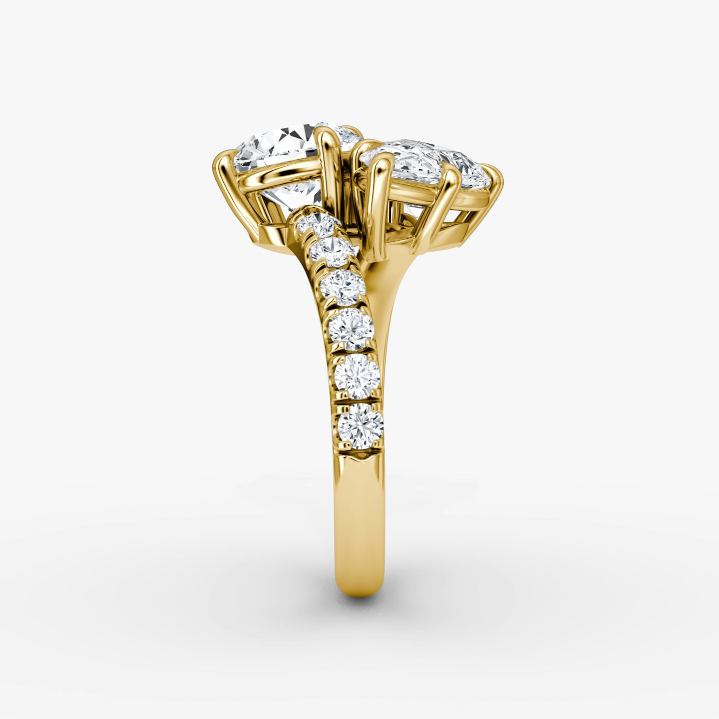The Toi et Moi Bypass | Rond brillant et Poire | 18k | Or jaune | bandAccent: Pavé | diamondOrientation: vertical | caratWeight: other