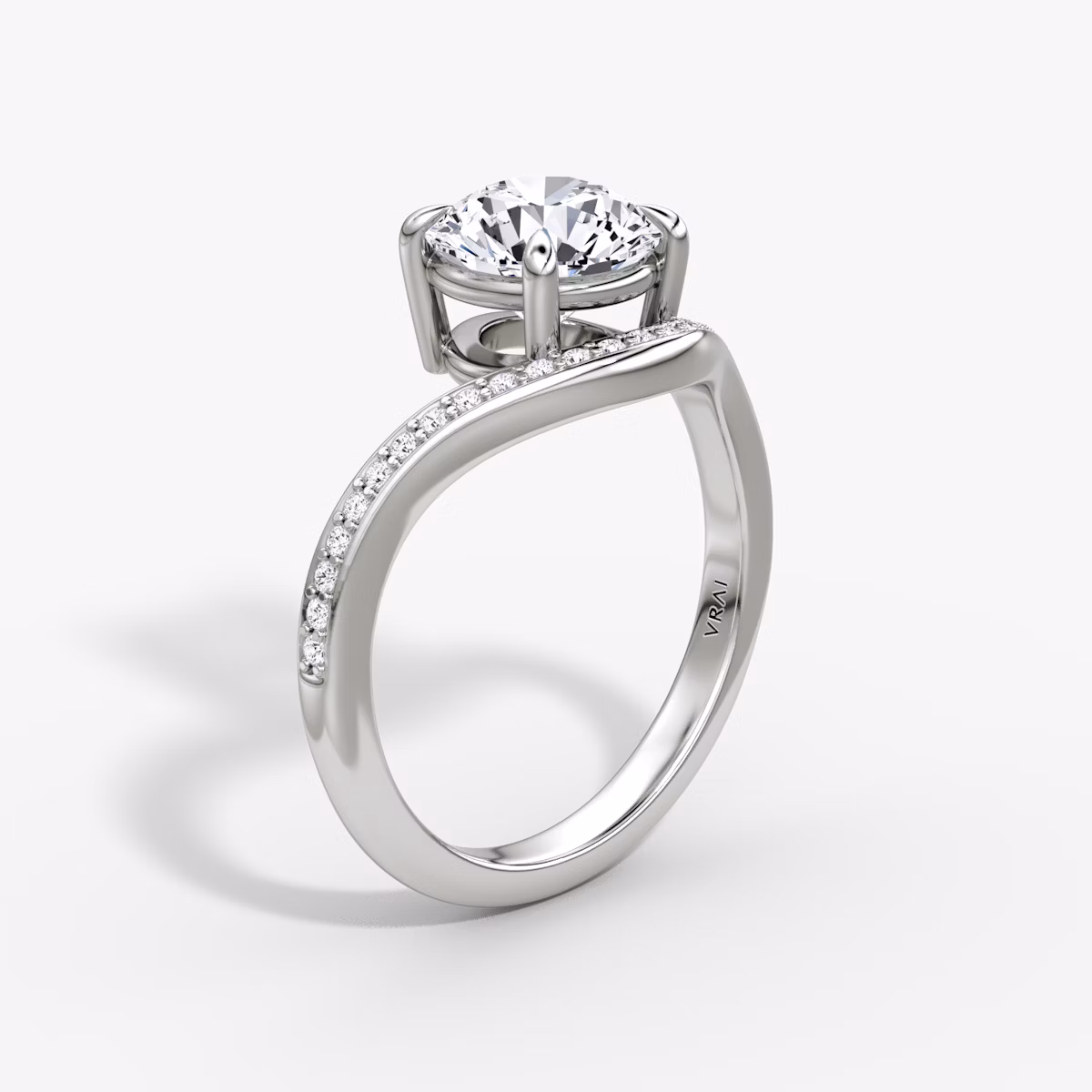 Curve | Rund | Platin | bandAccent: Mit Pavé-Besatz | caratWeight: 1.5ct | diamondOrientation: vertical