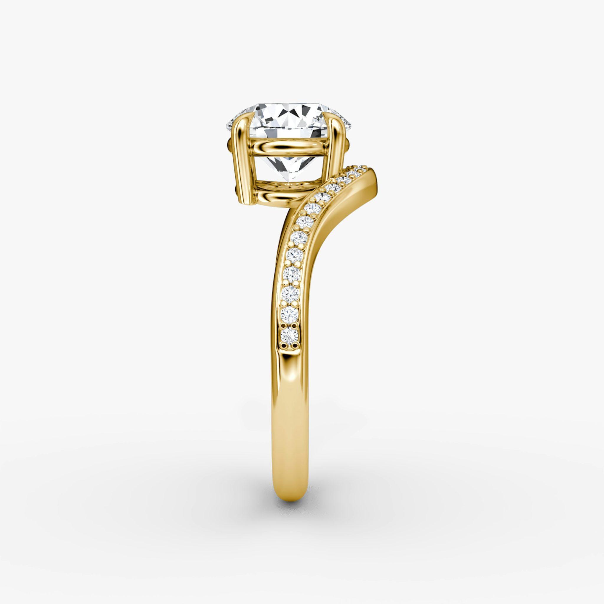 The Curve | Round Brilliant | 18k | Yellow Gold | bandAccent: Pavé | caratWeight: other | diamondOrientation: vertical