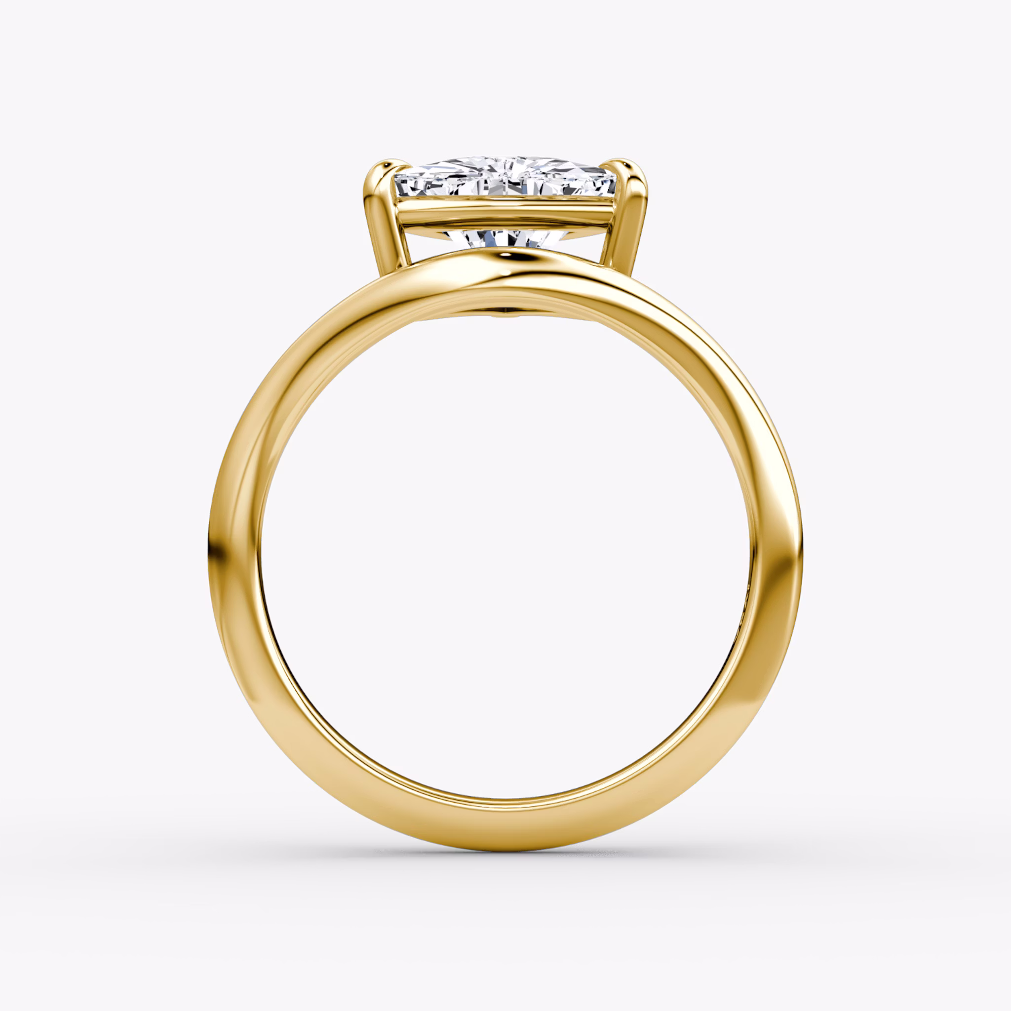 The Curve | Trillion | 18k | Yellow Gold | bandAccent: Plain | diamondOrientation: vertical | caratWeight: other