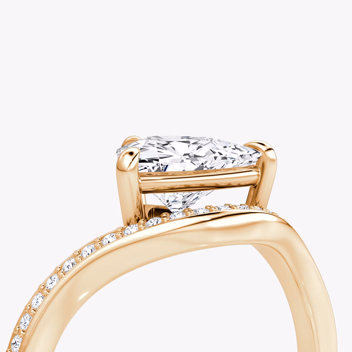 Curve | Trillant | 14k | Roségold | bandAccent: Mit Pavé-Besatz | diamondOrientation: vertical | caratWeight: other