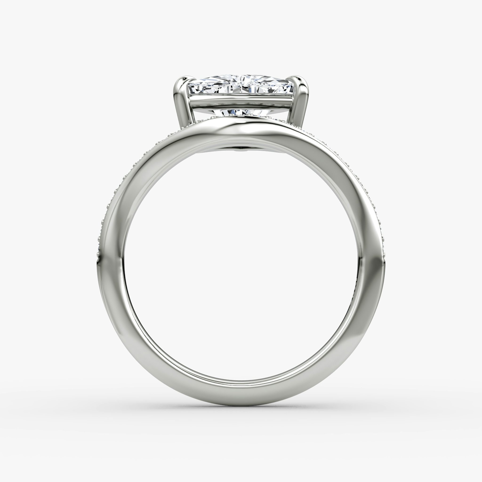 The Curve | Trillion | Platinum | bandAccent: Pavé | diamondOrientation: vertical | caratWeight: other