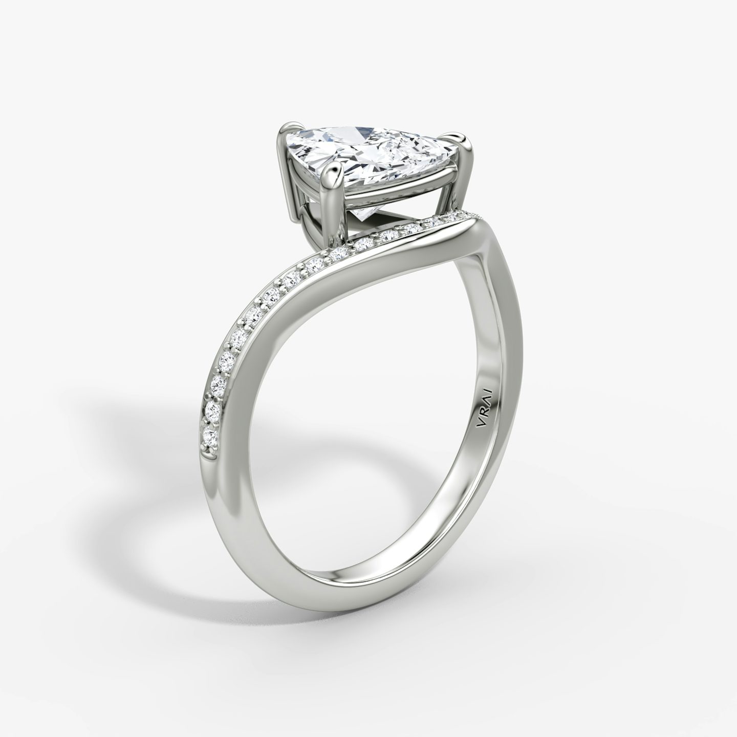 Curve | Trillant | 18k | Weißgold | bandAccent: Mit Pavé-Besatz | diamondOrientation: vertical | caratWeight: other
