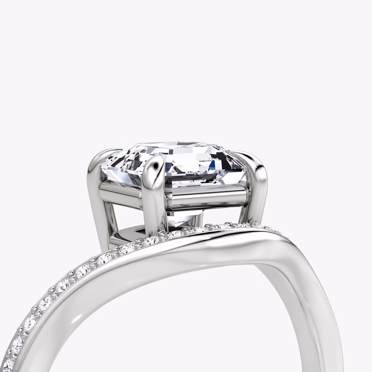 Curve | Asscher | Platin | bandAccent: Mit Pavé-Besatz | diamondOrientation: vertical | caratWeight: other