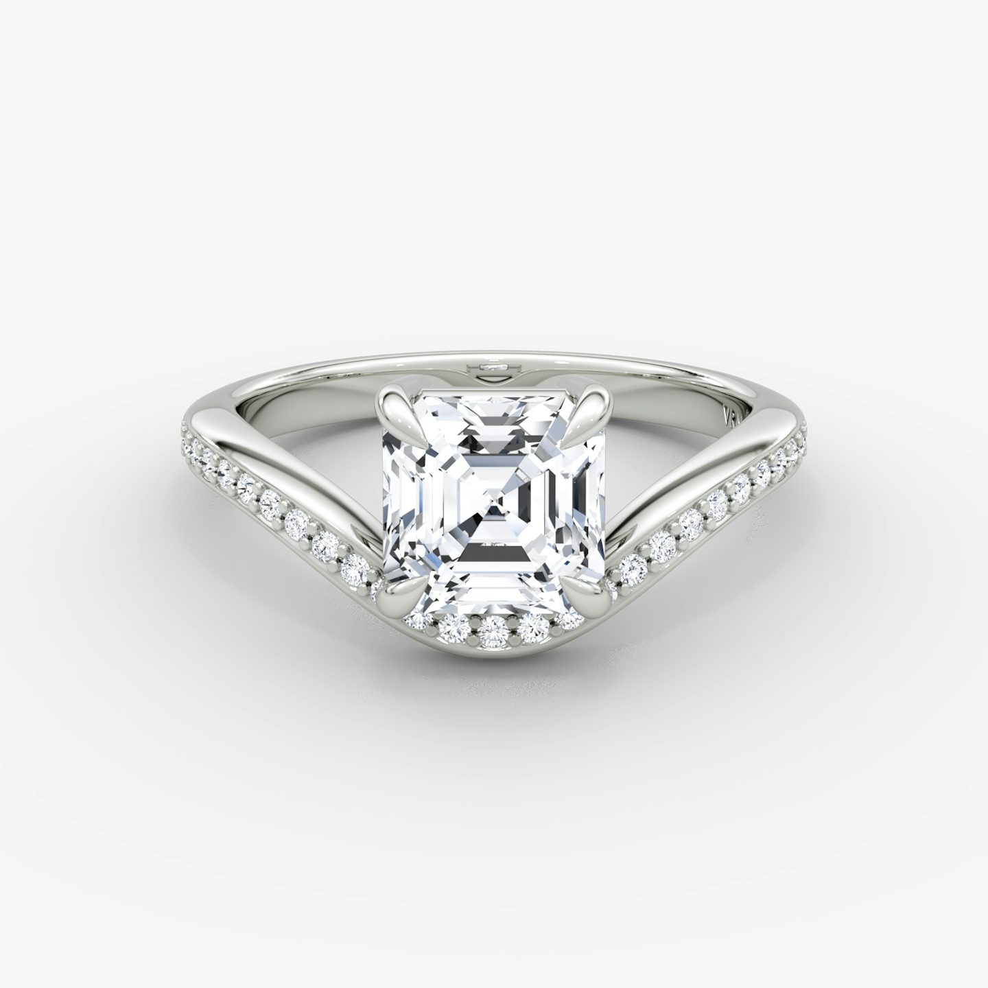Curve | Asscher | Platin | bandAccent: Mit Pavé-Besatz | diamondOrientation: vertical | caratWeight: other