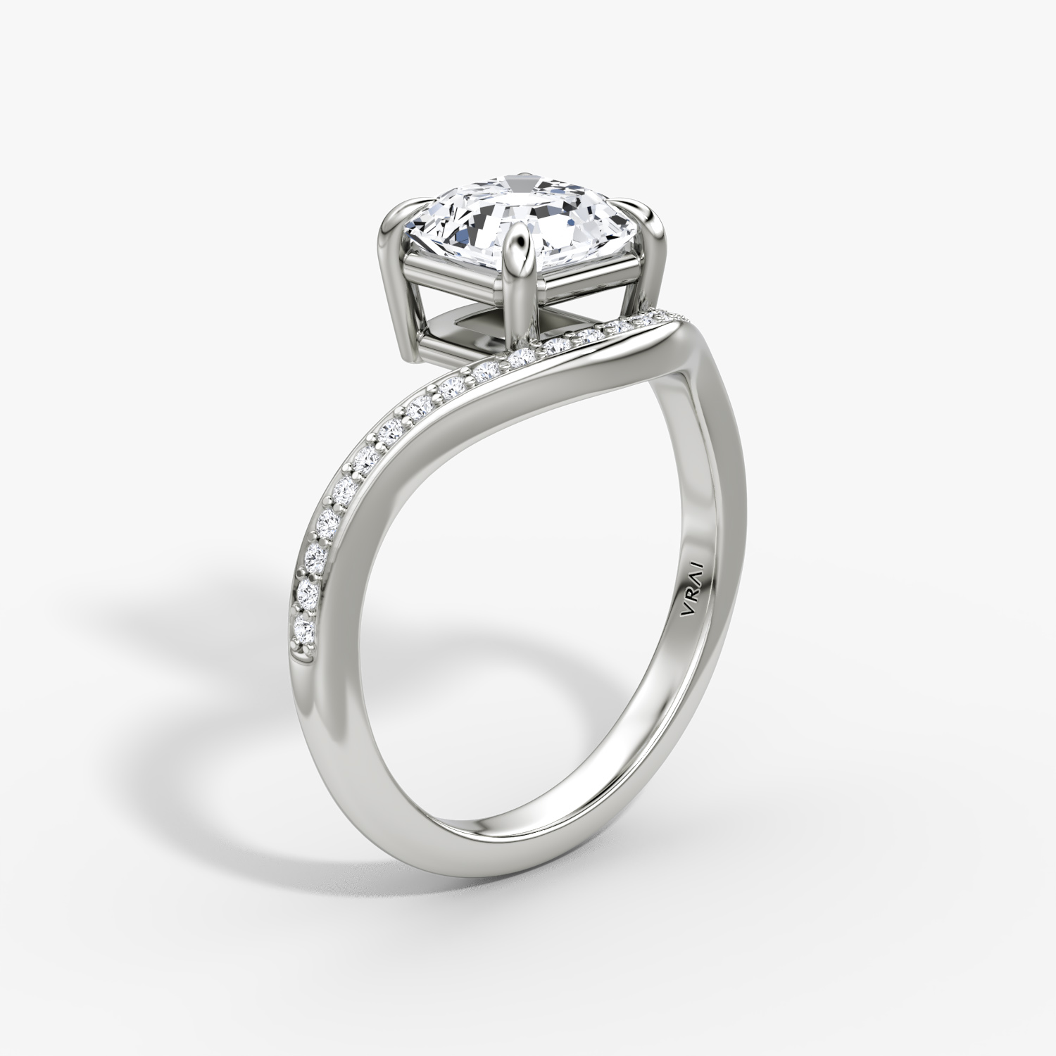 The Curve | Asscher | 18k | White Gold | bandAccent: Pavé | diamondOrientation: vertical | caratWeight: other