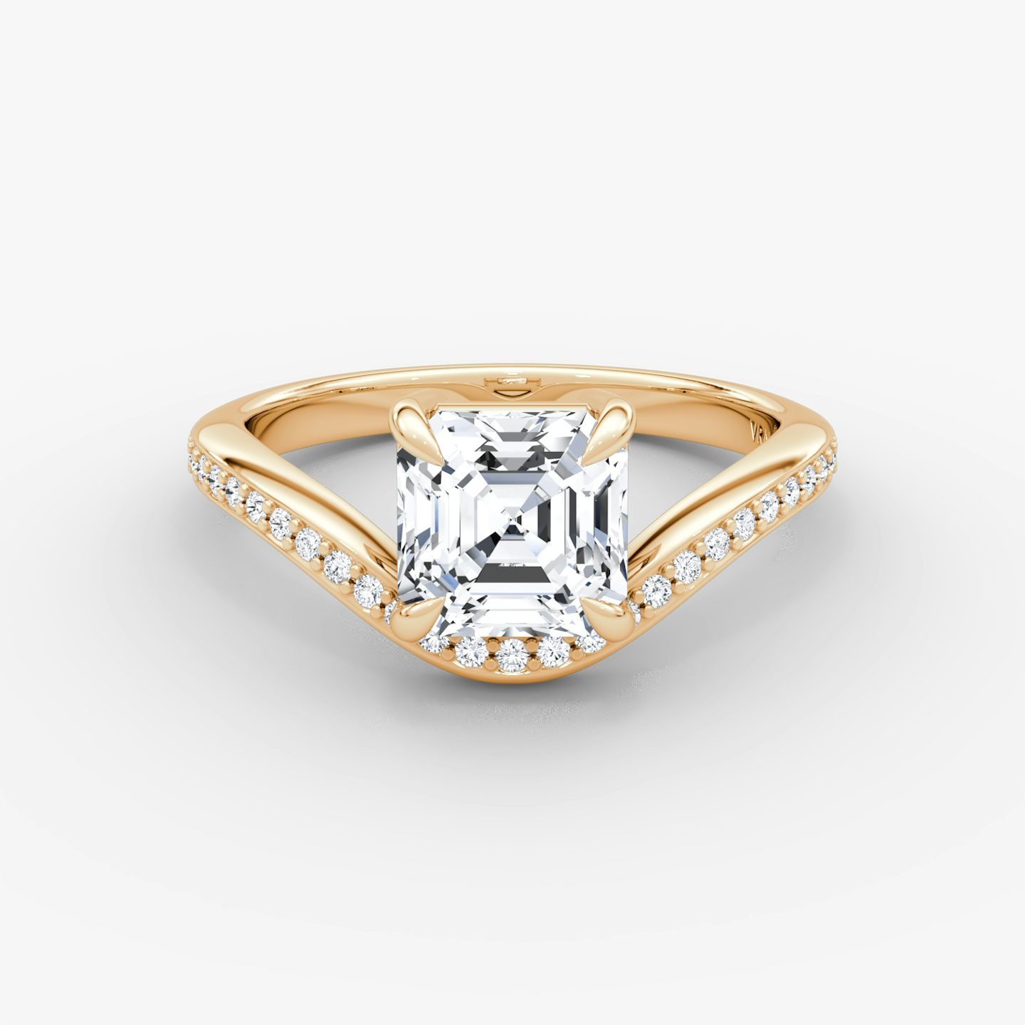 Curve | Asscher | 14k | Roségold | bandAccent: Mit Pavé-Besatz | diamondOrientation: vertical | caratWeight: other