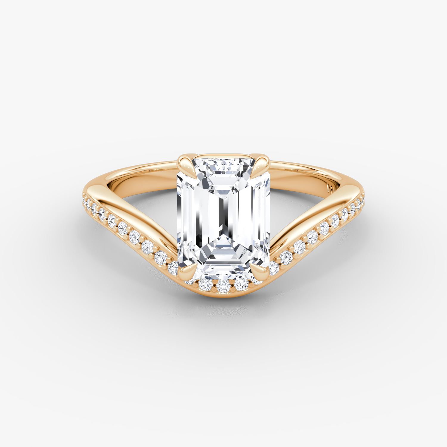 The Curve | Emerald | 14k | Rose Gold | bandAccent: Pavé | diamondOrientation: vertical | caratWeight: other