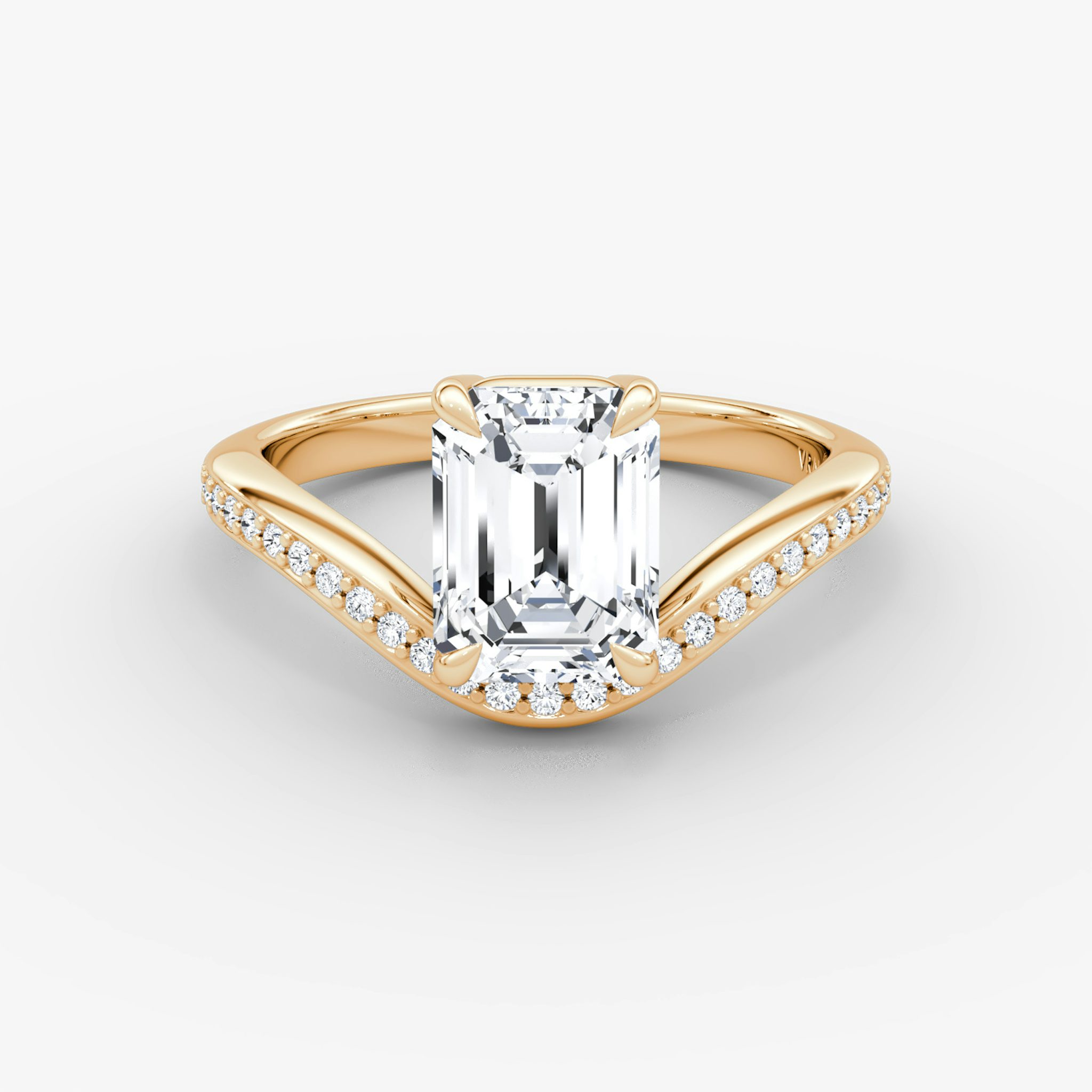 The Curve | Emerald | 14k | Rose Gold | bandAccent: Pavé | diamondOrientation: vertical | caratWeight: other