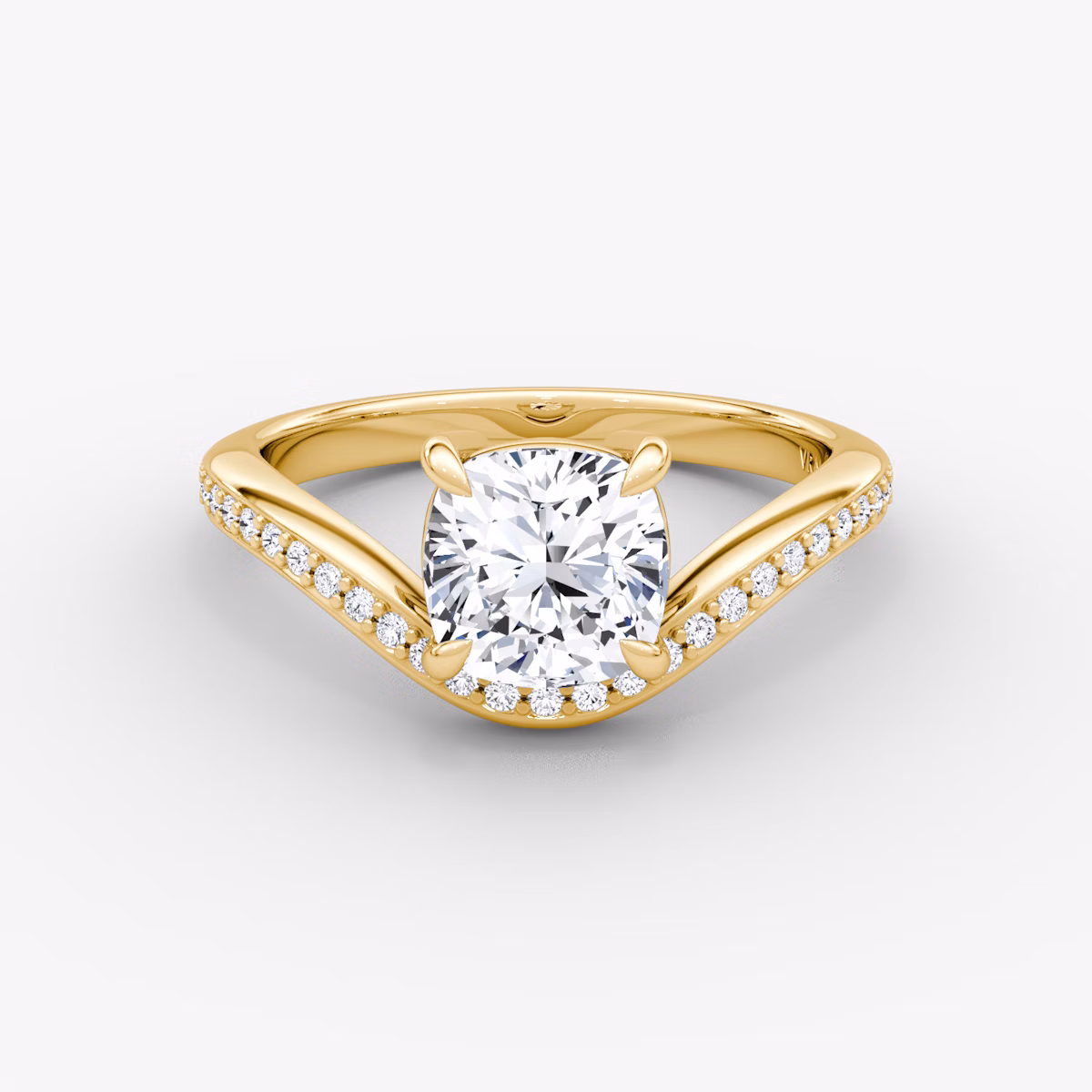 Curve | Cushion | 18k | Gelbgold | bandAccent: Mit Pavé-Besatz | diamondOrientation: vertical | caratWeight: other