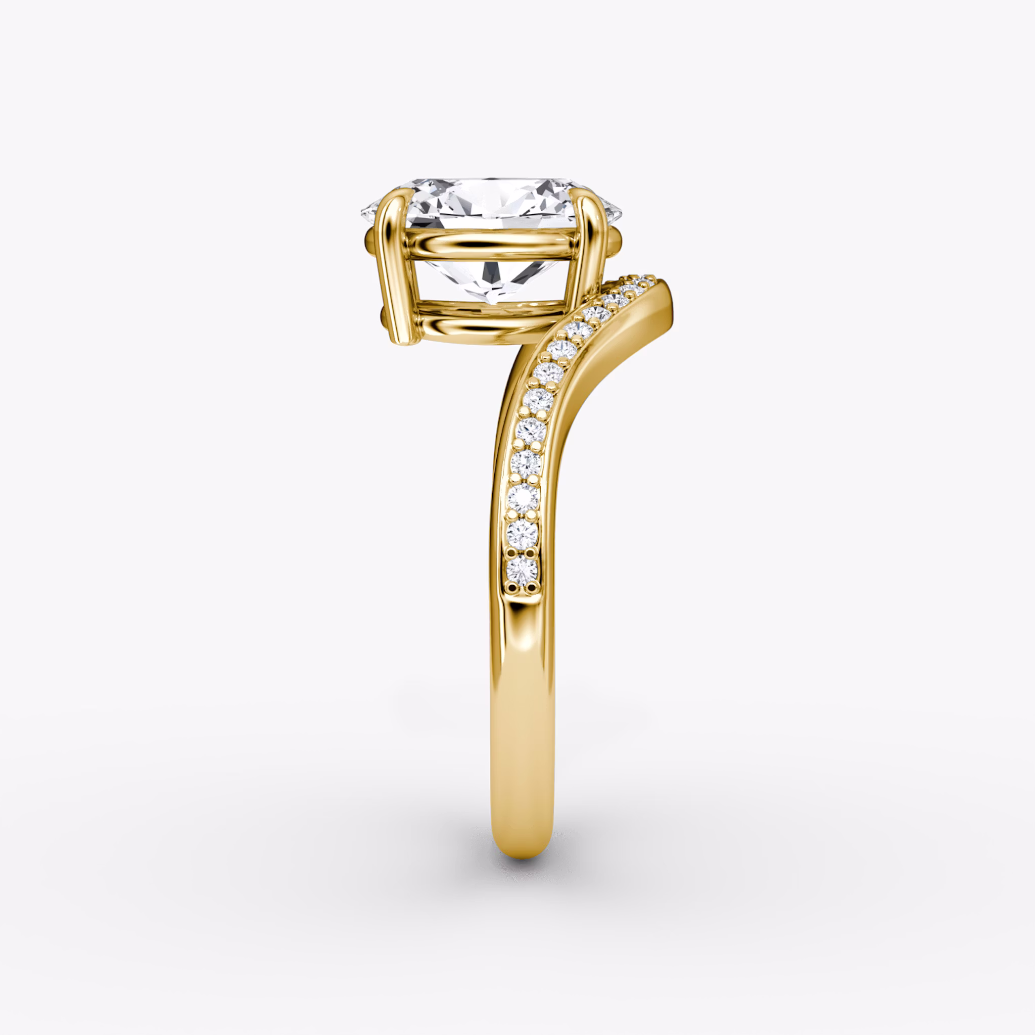 The Curve | Oval | 18k | Yellow Gold | bandAccent: Pavé | diamondOrientation: vertical | caratWeight: other