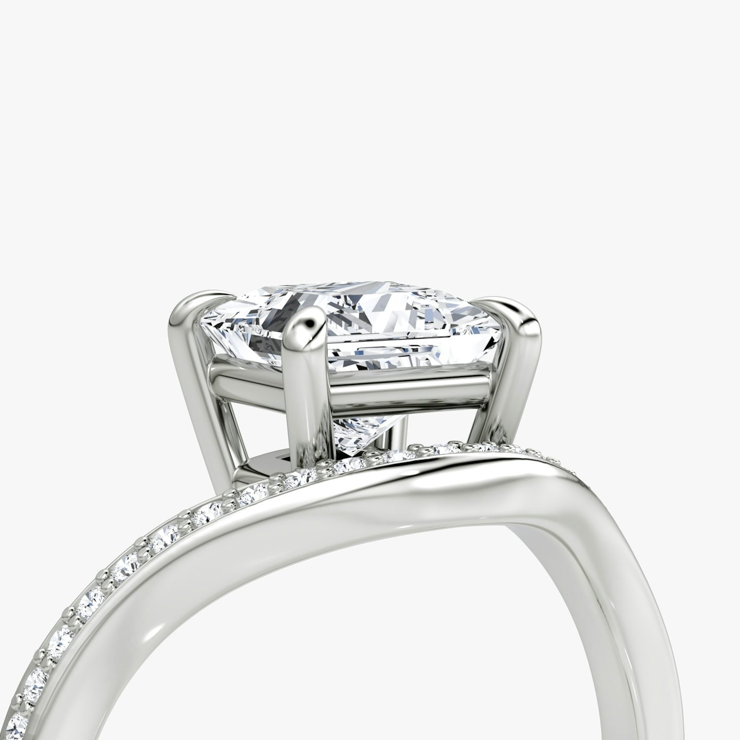 Curve | Princess | Platin | bandAccent: Mit Pavé-Besatz | diamondOrientation: vertical | caratWeight: other
