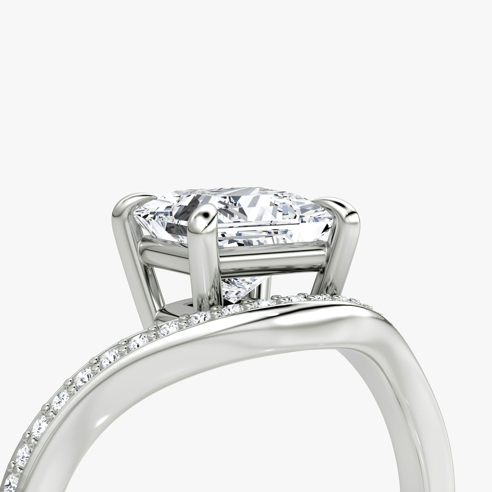 The Curve | Princess | 18k | White Gold | bandAccent: Pavé | diamondOrientation: vertical | caratWeight: other
