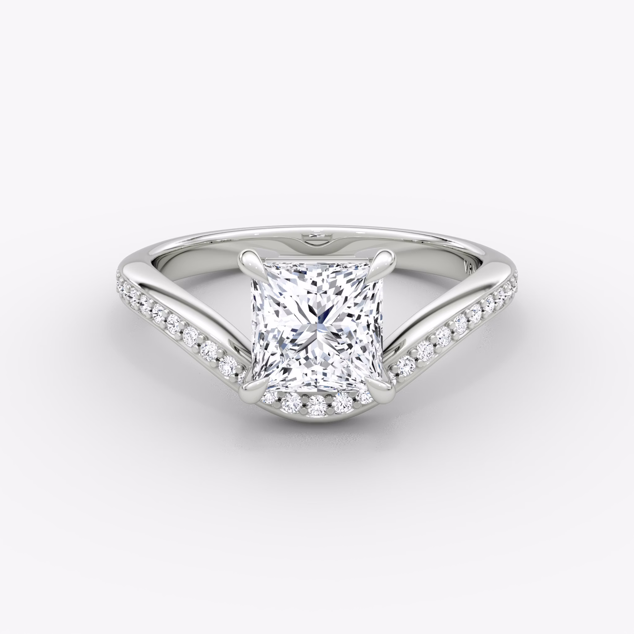 The Curve | Princess | 18k | White Gold | bandAccent: Pavé | diamondOrientation: vertical | caratWeight: other