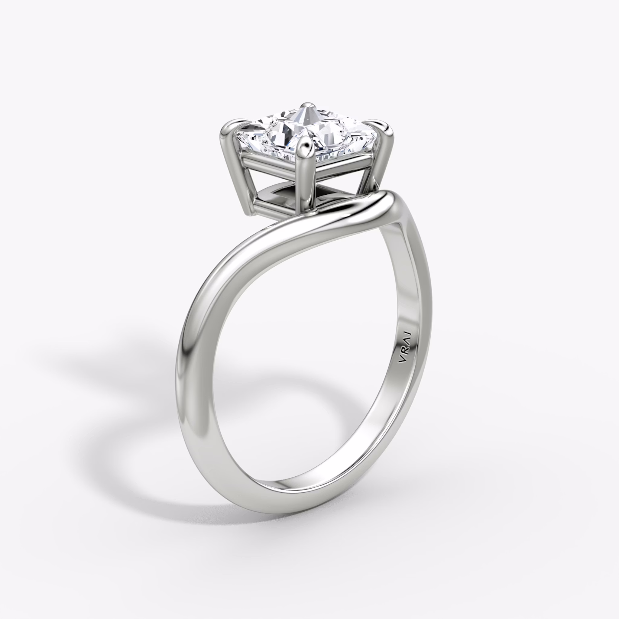 The Curve | Princess | 18k | White Gold | bandAccent: Plain | diamondOrientation: vertical | caratWeight: other