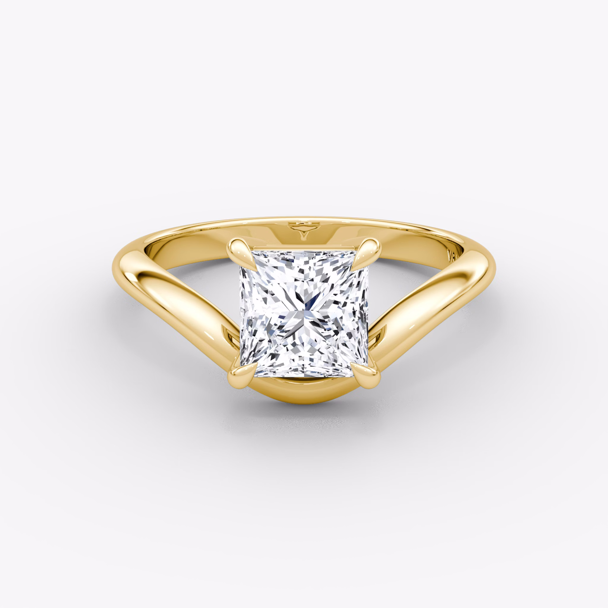 The Curve | Princess | 18k | Yellow Gold | bandAccent: Plain | diamondOrientation: vertical | caratWeight: other