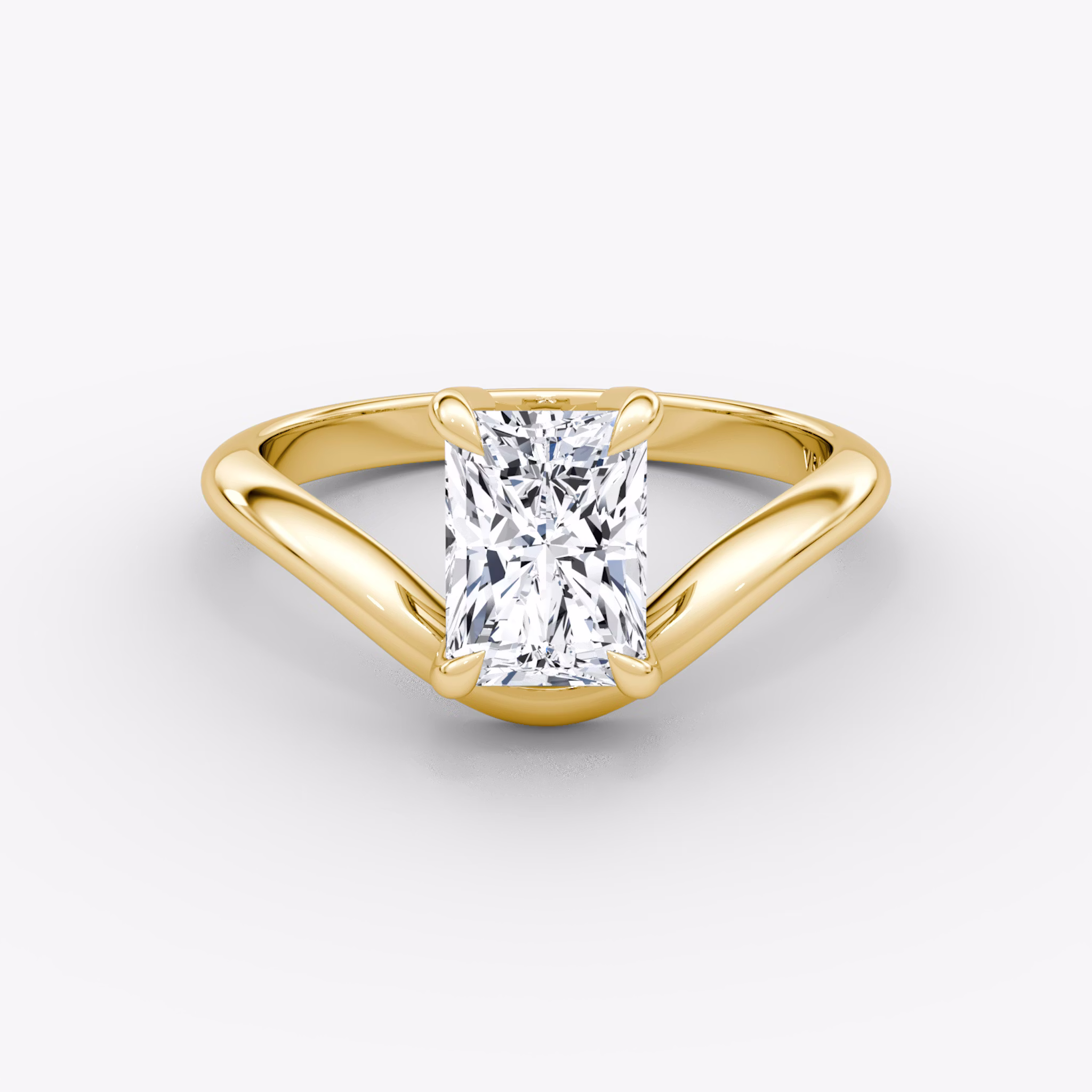 The Curve | Radiant | 18k | Yellow Gold | bandAccent: Plain | diamondOrientation: vertical | caratWeight: other