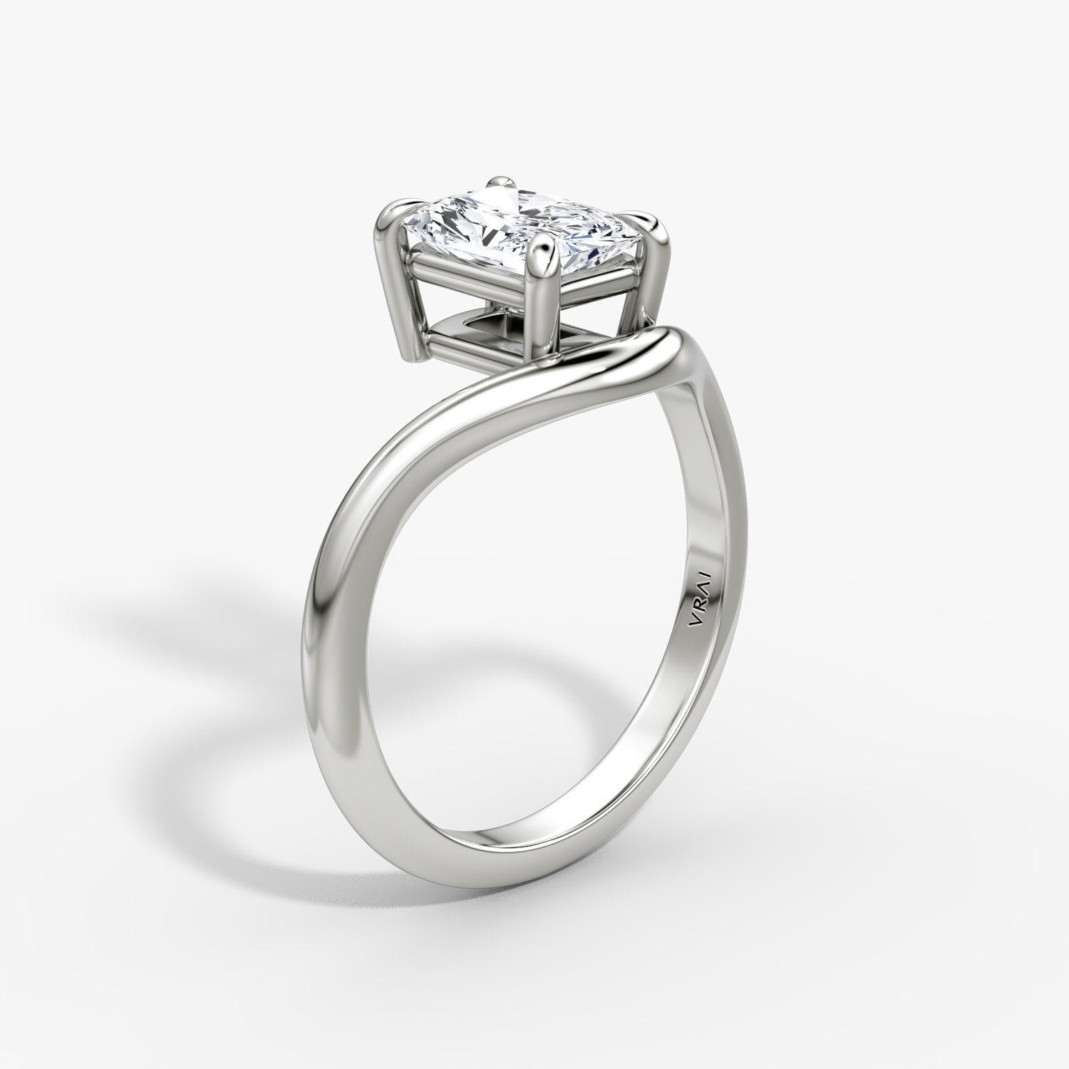 The Curve | Radiant | 18k | White Gold | bandAccent: Plain | diamondOrientation: vertical | caratWeight: other