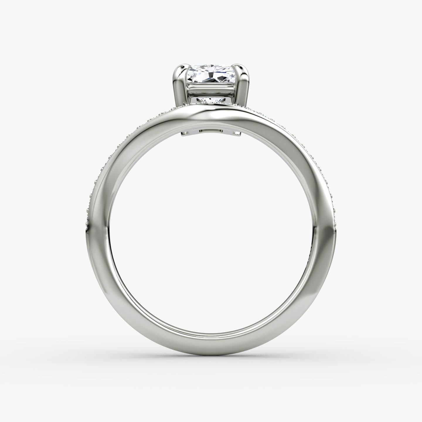 The Curve | Radiant | 18k | White Gold | bandAccent: Pavé | diamondOrientation: vertical | caratWeight: other