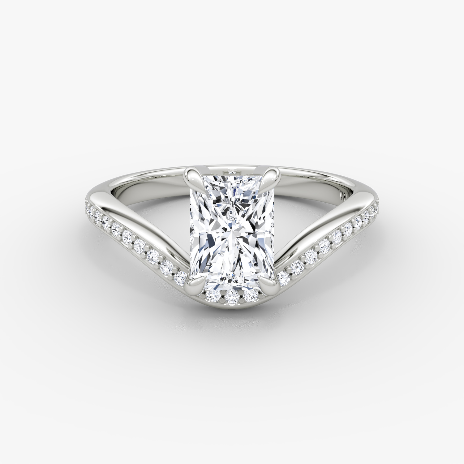 The Curve | Radiant | Platinum | bandAccent: Pavé | diamondOrientation: vertical | caratWeight: other