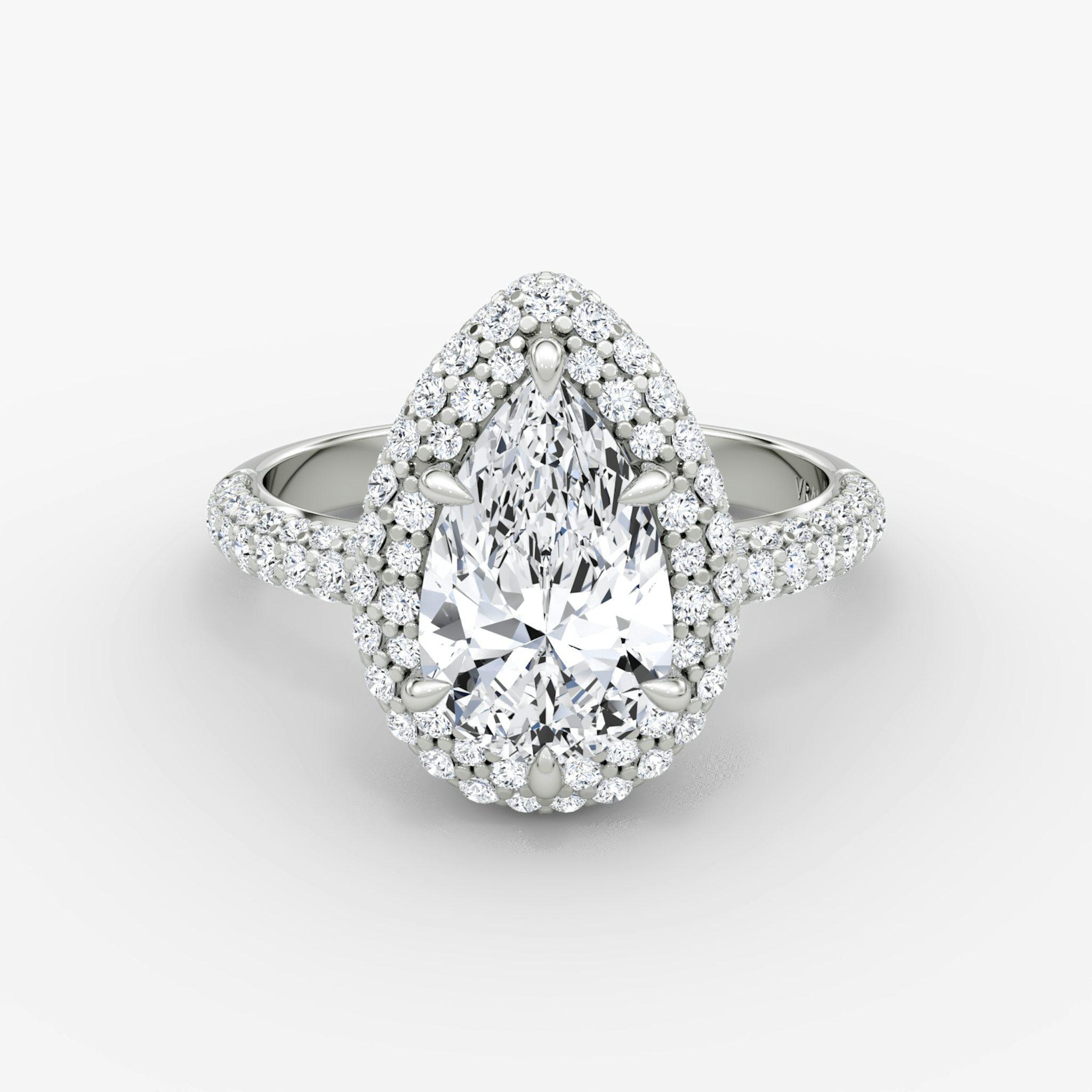 The Pavé Bombée | Pear | 18k | White Gold | bandAccent: Pavé | diamondOrientation: vertical | caratWeight: other