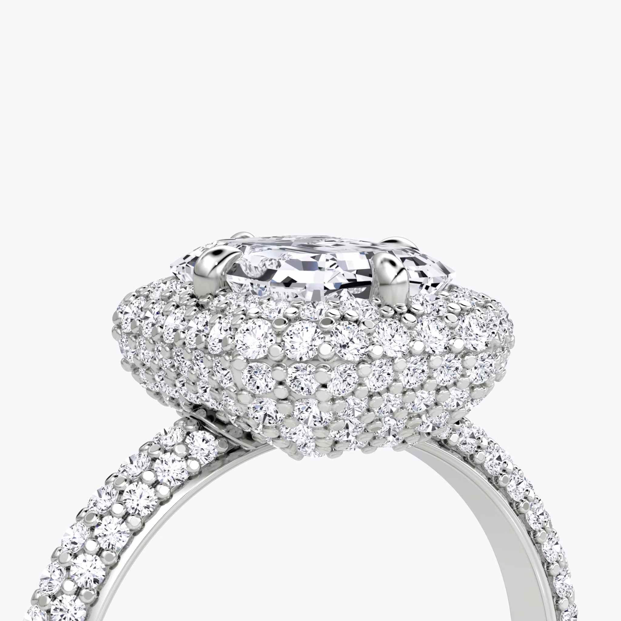 The Pavé Bombée | Emerald | 18k | White Gold | bandAccent: Pavé | diamondOrientation: vertical | caratWeight: other