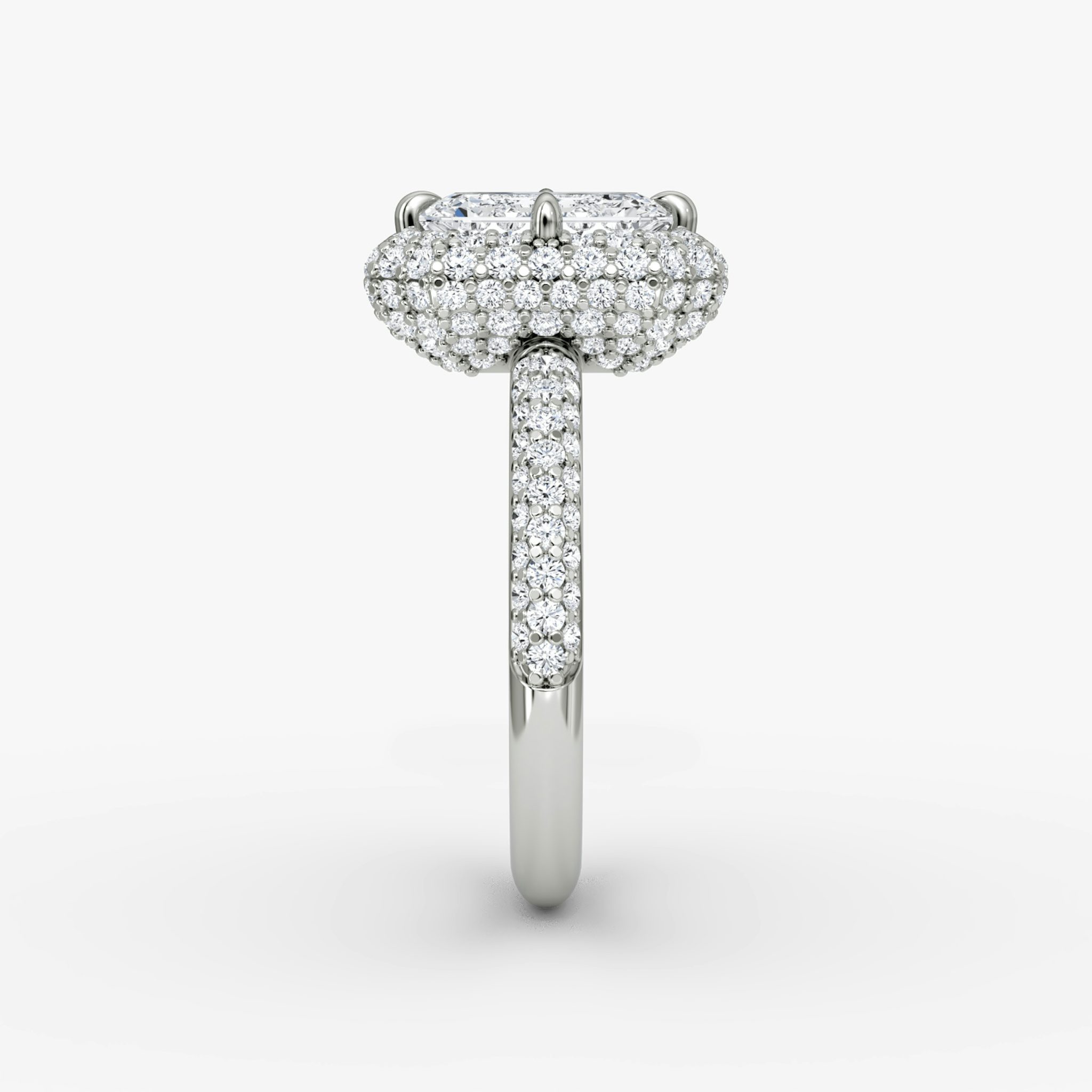 The Pavé Bombée | Emerald | 18k | White Gold | bandAccent: Pavé | diamondOrientation: vertical | caratWeight: other