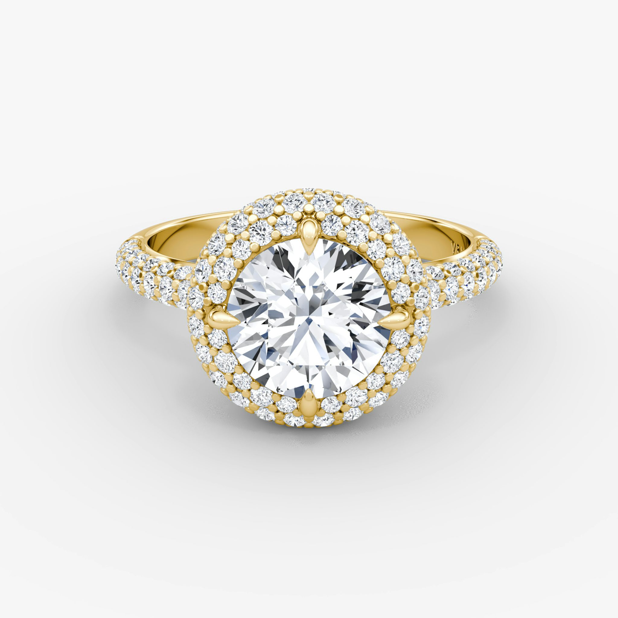 The Pavé Bombée | Round Brilliant | 18k | Yellow Gold | bandAccent: Pavé | caratWeight: other | diamondOrientation: vertical