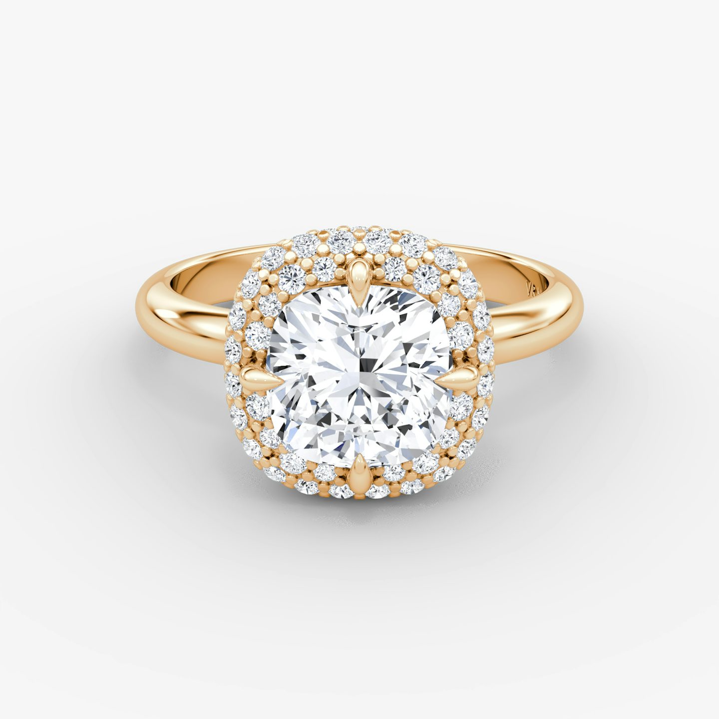 Anillo de compromiso Pavé Bombée | Cojín | 14k | Oro rosa | bandAccent: Simple | diamondOrientation: vertical | caratWeight: other