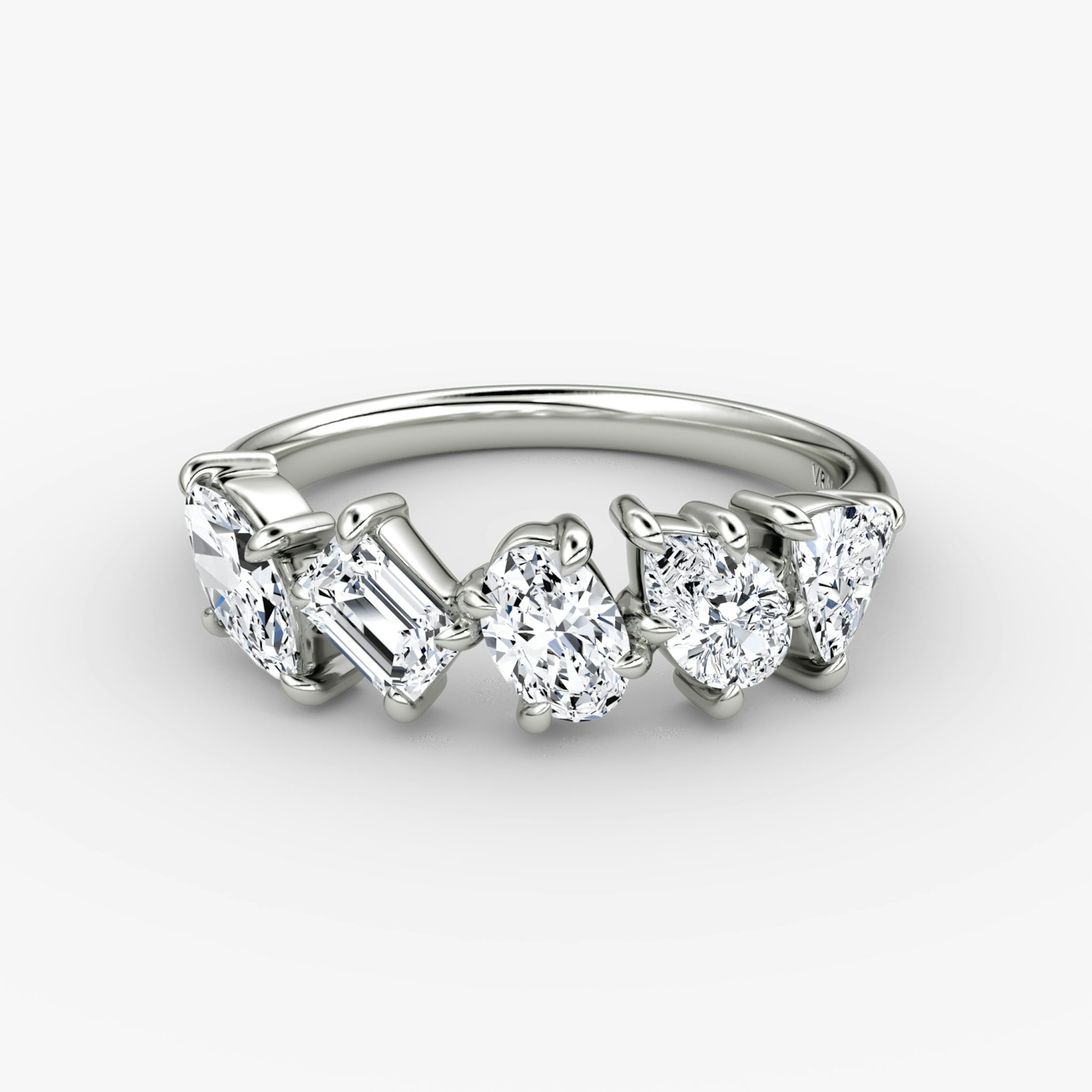 Shooting Star Ring | 18k | White Gold | eternityStyle: half