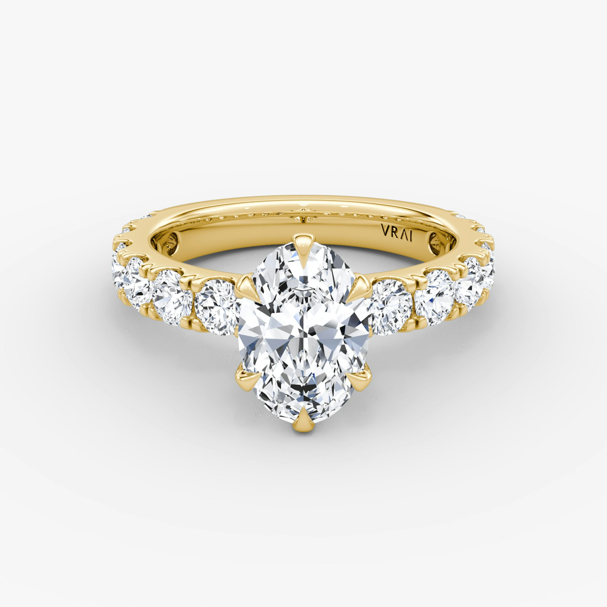 Anillo de compromiso Amour Eternity | Oval | 18k | Oro amarillo | bandAccent: Simple | diamondOrientation: vertical | caratWeight: other