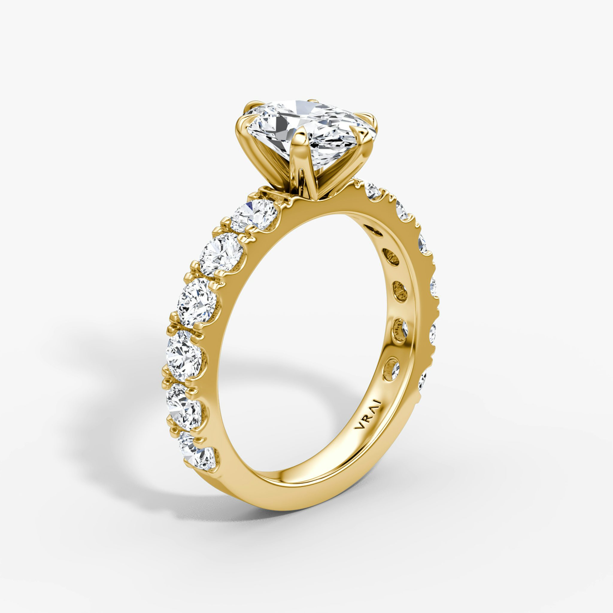 Anillo de compromiso Amour Eternity | Oval | 18k | Oro amarillo | bandAccent: Simple | diamondOrientation: vertical | caratWeight: other