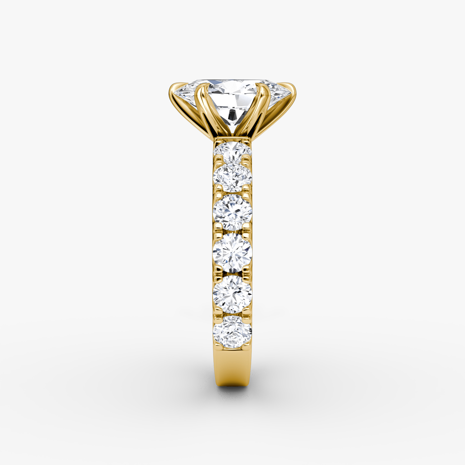 Anillo de compromiso Amour Eternity | Oval | 18k | Oro amarillo | bandAccent: Simple | diamondOrientation: vertical | caratWeight: other