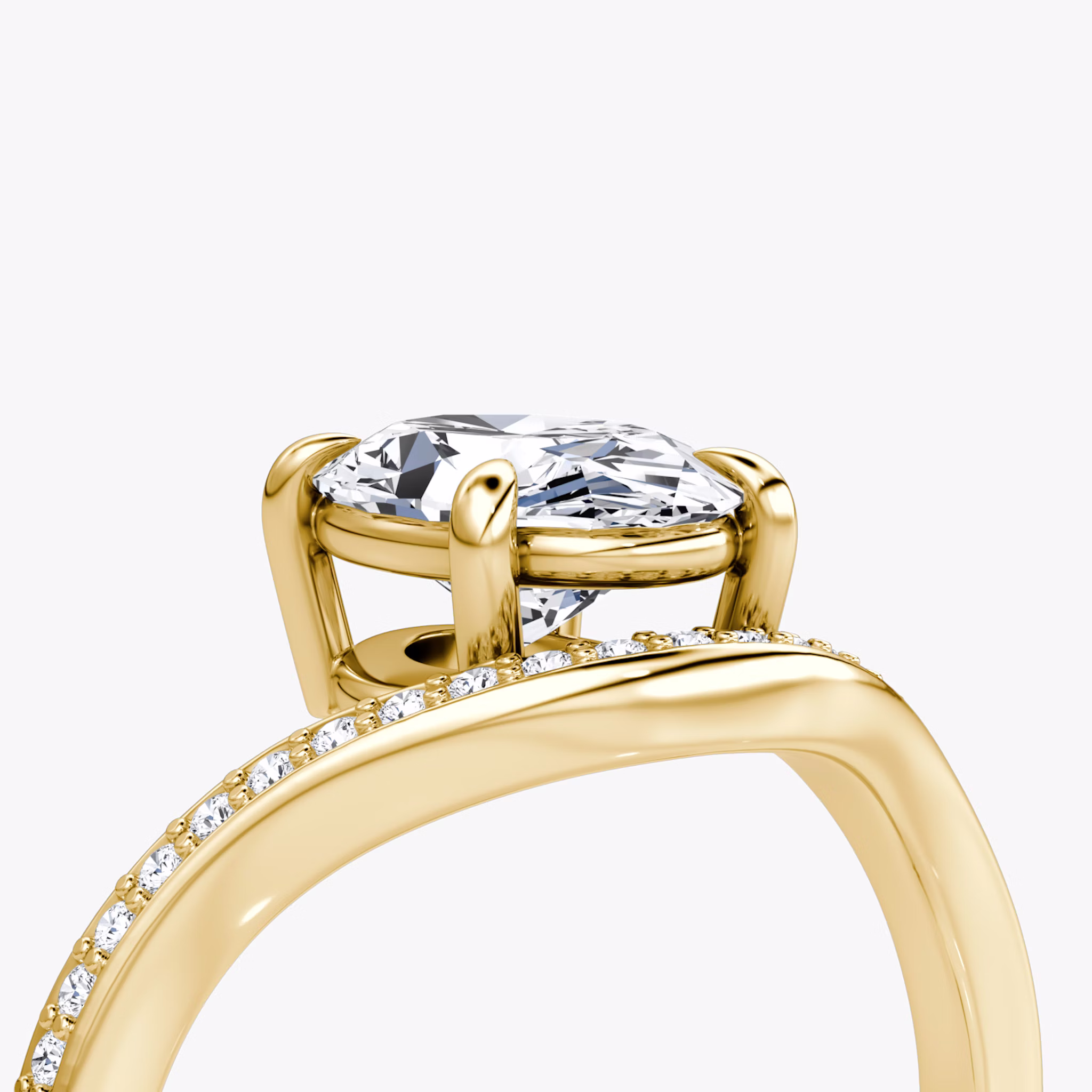 The Curve | Oval | 18k | Yellow Gold | bandAccent: Pavé | diamondOrientation: vertical | caratWeight: other