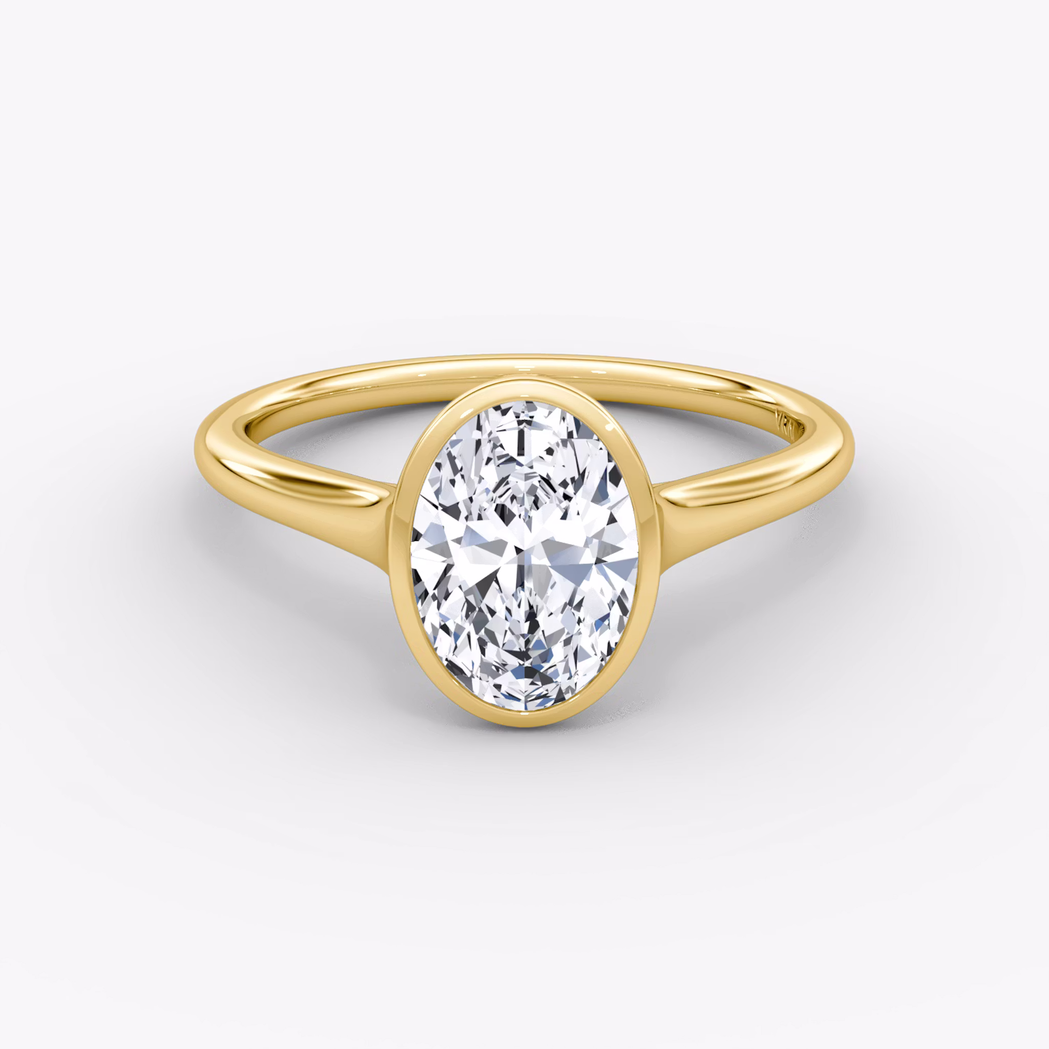 The Flat Edge Bezel Oval | Yellow Gold
